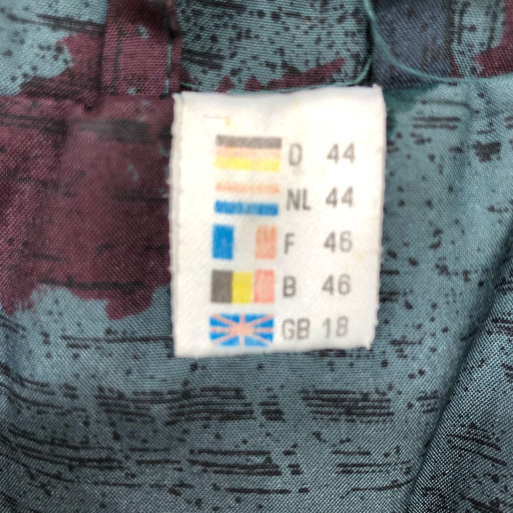 VINTAGE Parka Jacket Womens XL Gray Abstract Multicolor 90s Windbreaker Outdoors Geometric Anorak Jacket