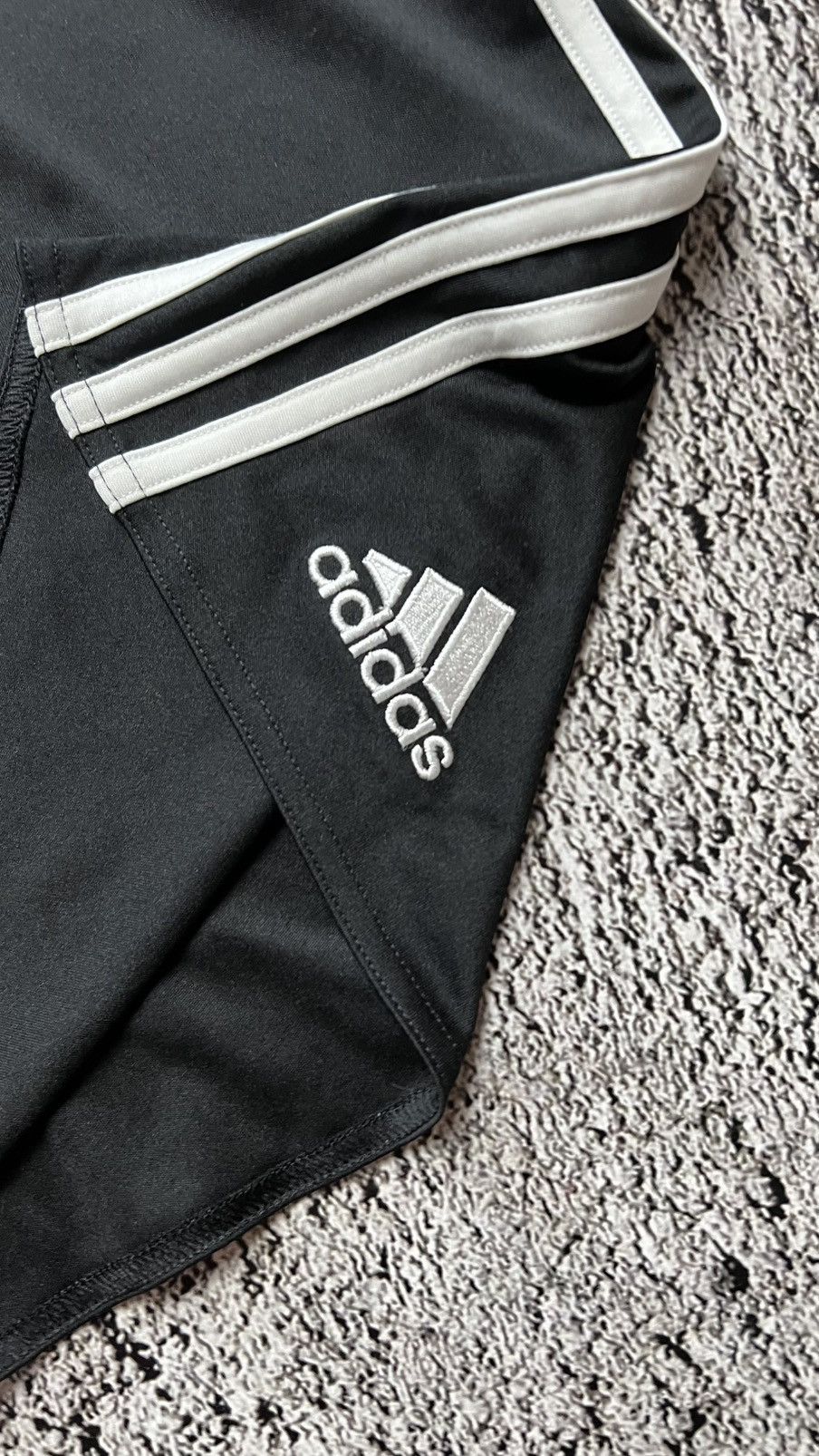 Adidas 2017-2018 Manchester united adidas shorts Size US 32 / EU 48 - 3 Thumbnail