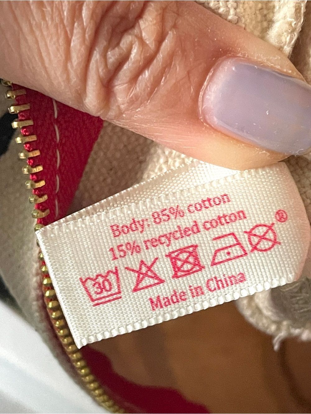 Other FEED x Clarins Canvas Makeup Bag - New with Tags! Size ONE SIZE - 4 Thumbnail