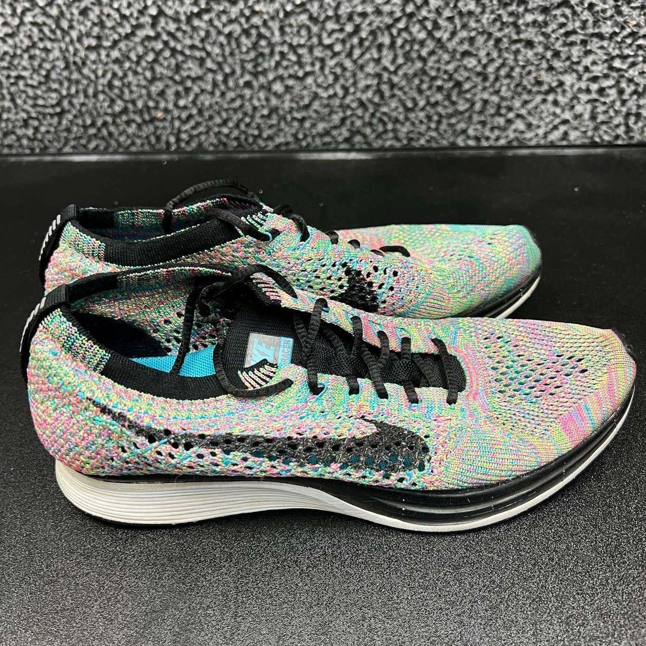 Nike Nike Flyknit Racer Running Shoes Women 5 2.0 526628-304 Size US 7.5 / IT 37.5 - 3 Thumbnail