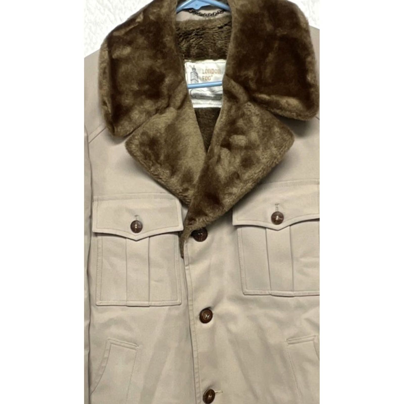 London Fog VINTAGE London Fog Coat Trench Coat Women’s M Beige Faux Fur Lined Belted Size M / US 6-8 / IT 42-44 - 3 Thumbnail