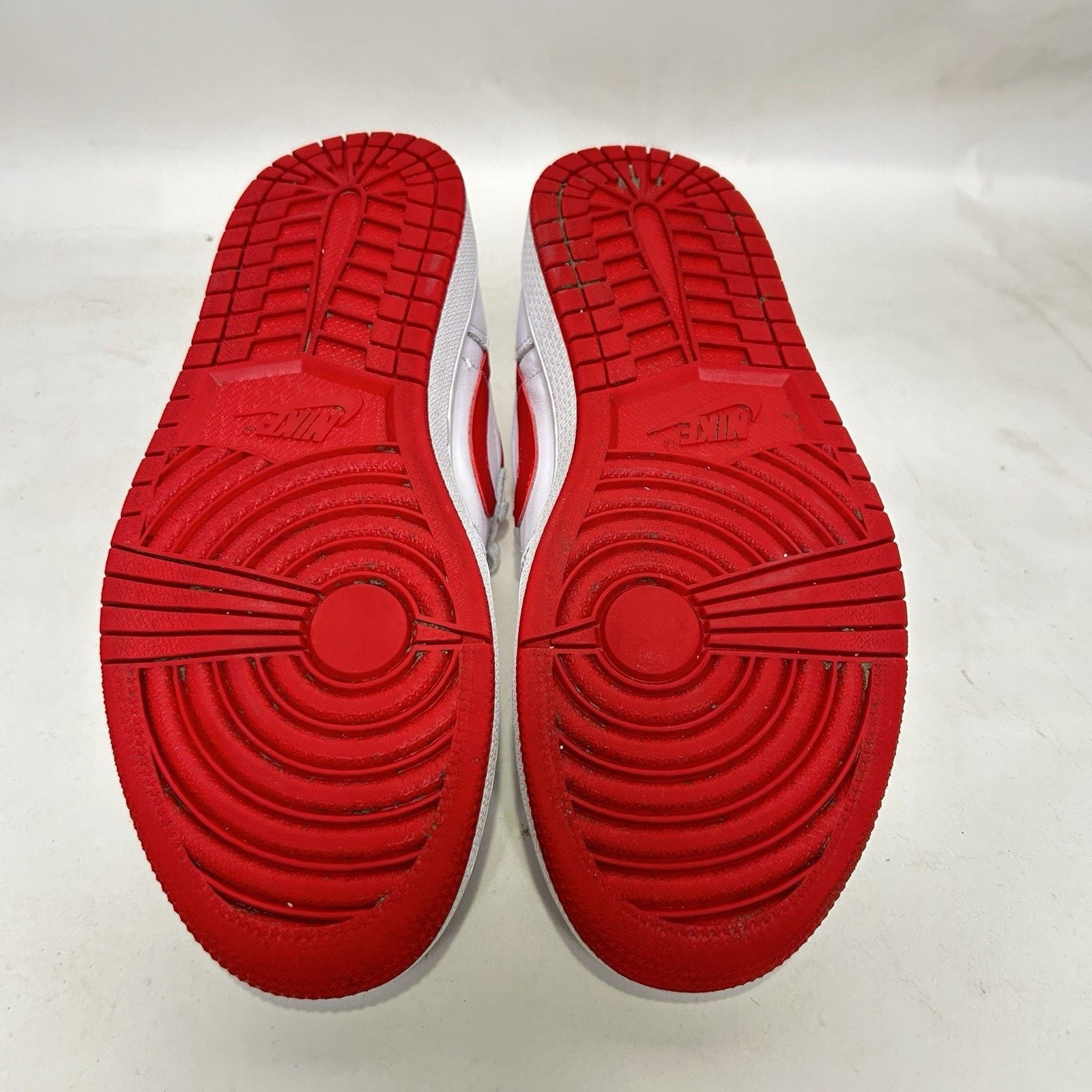 Jordan Brand Nike Air Jordan 1 Retro Low OG “University Red White” Size US 8.5 / EU 41-42 - 7 Thumbnail