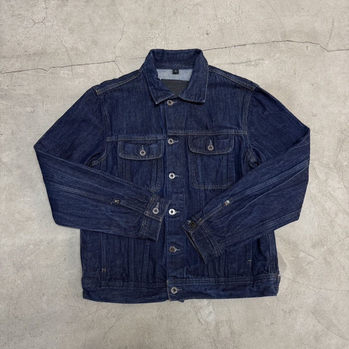 Banana Republic Banana Republic Selvedge Denim Trucker Jacket Indigo Size M Size US M / EU 48-50 / 2 - 13 Thumbnail