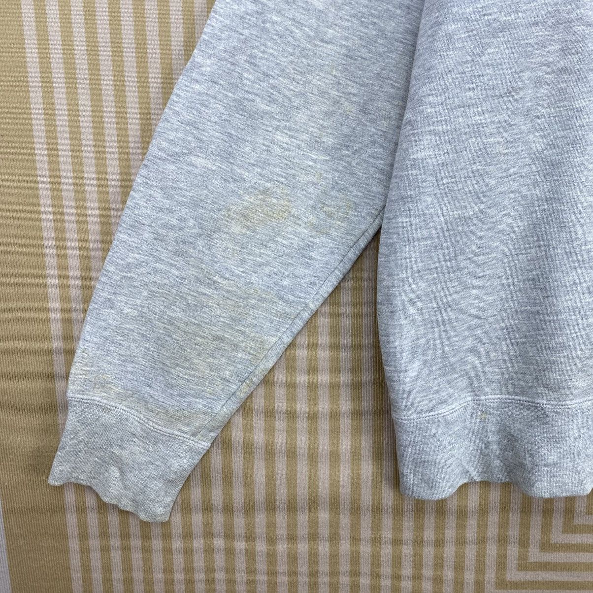 Nike 🫶Nike sweatshirt Central swoosh logo Pullover Crewneck Size US M / EU 48-50 / 2 - 6 Thumbnail