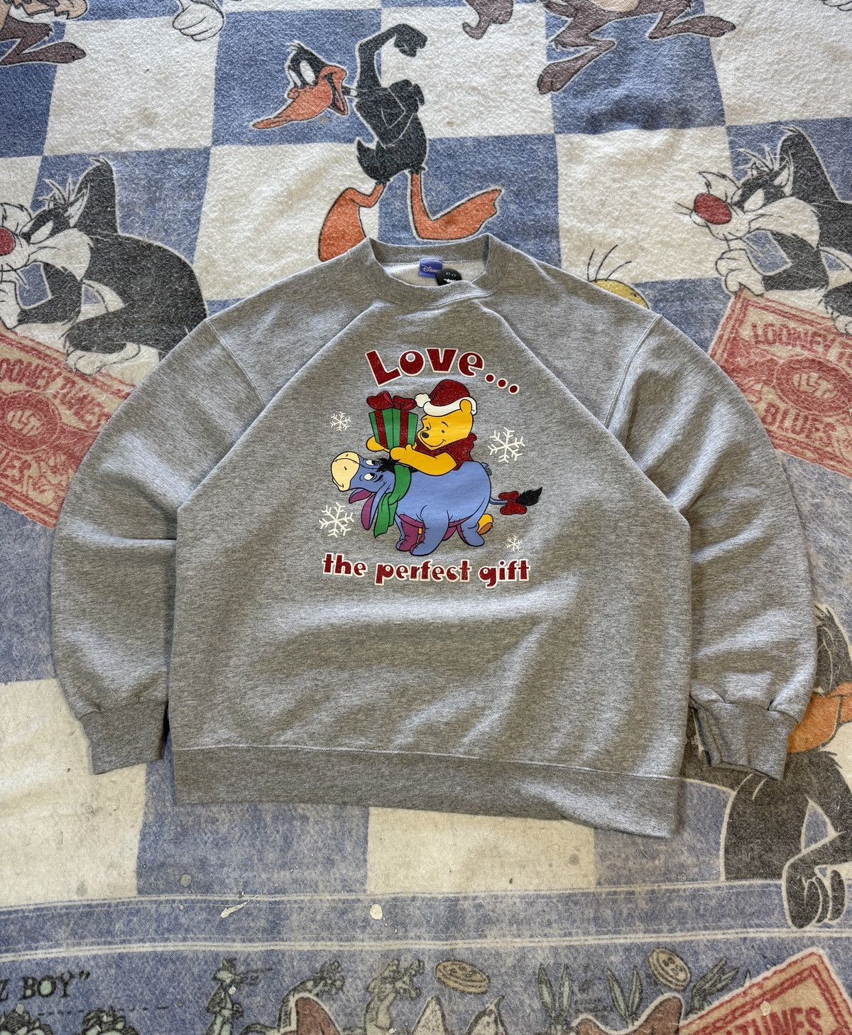 Disney Vintage winnie the pooh christmas crewneck Size US XL / EU 56 / 4 - 1 Thumbnail