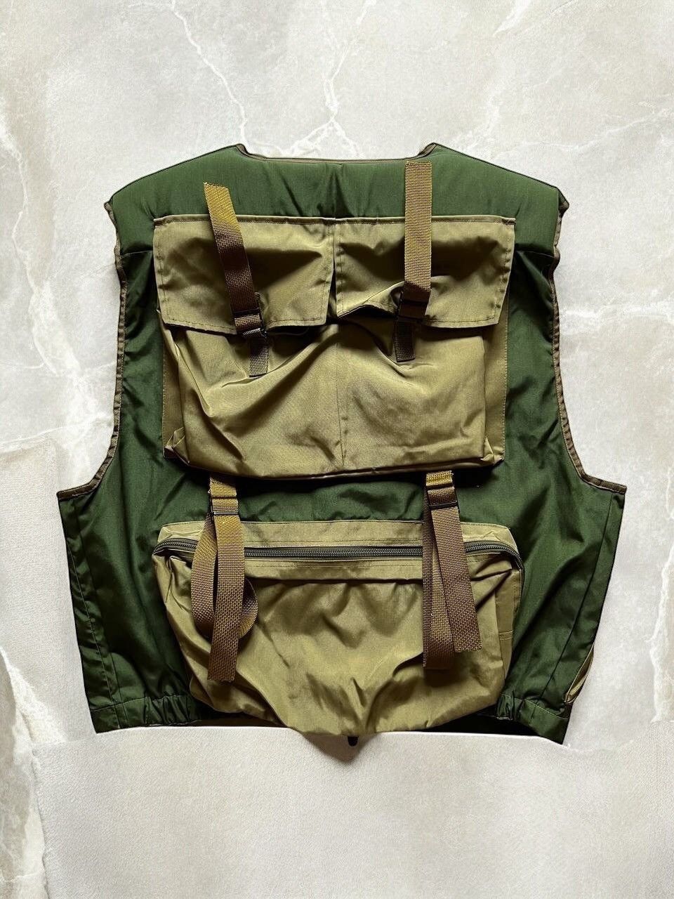 Vintage Vintage MULTI POCKET HUNTING VEST Military archive camo Size US L / EU 52-54 / 3 - 3 Thumbnail