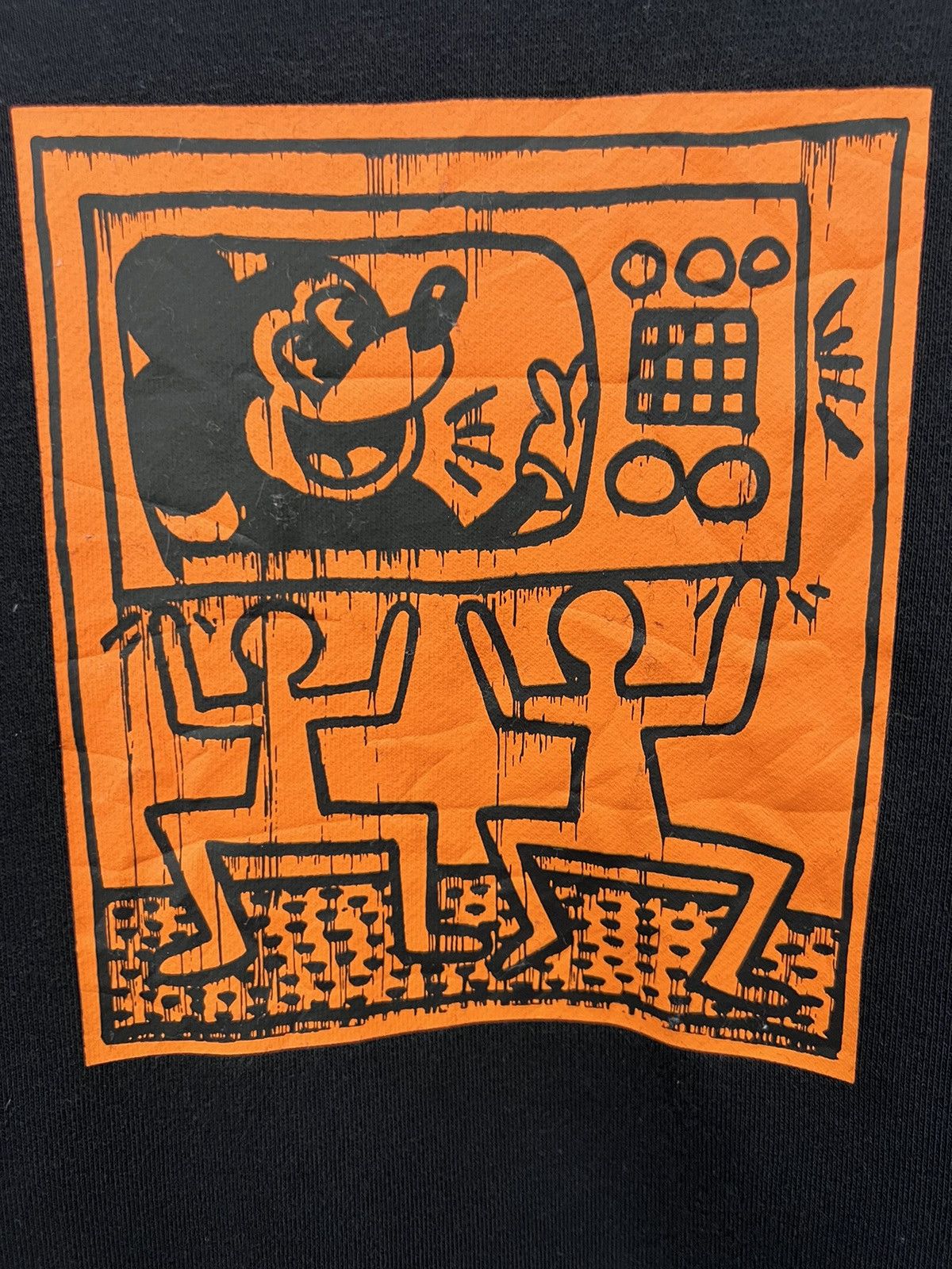Keith Haring × Mickey Mouse × Uniqlo 🔥 Keith Haring x Mickey Roundneck Sweatshirt - XL Size US XL / EU 56 / 4 - 4 Thumbnail