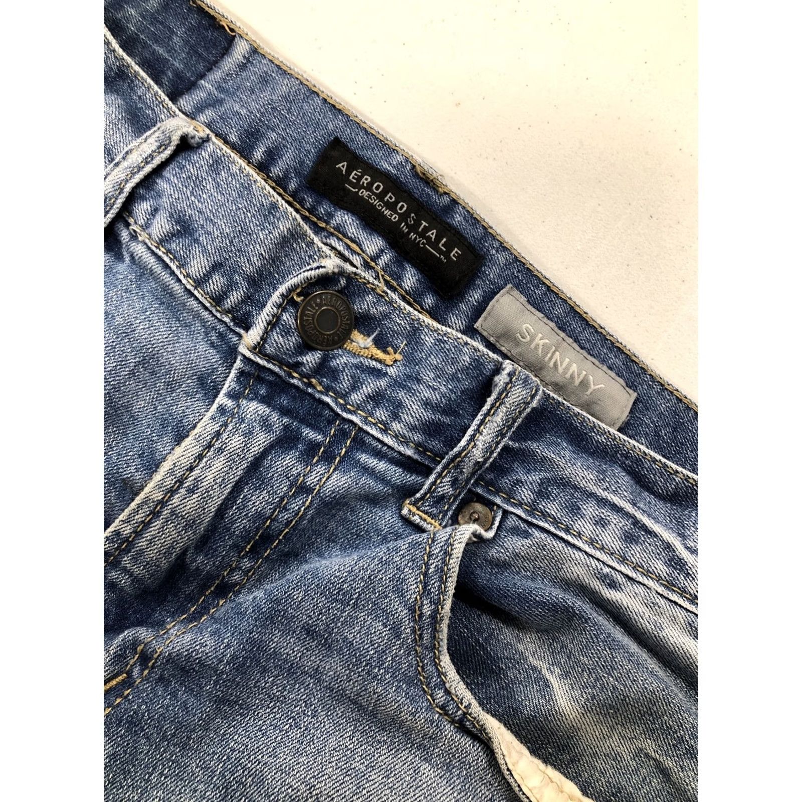 Vintage Aeropostale Skinny Jeans 30x29 Denim Blue Mens Slim Jeans Blue 5-Pocket Denim Cotton Blend Button Zip West Coast Classic Denim Blue Mens Size US 29 - 7 Thumbnail