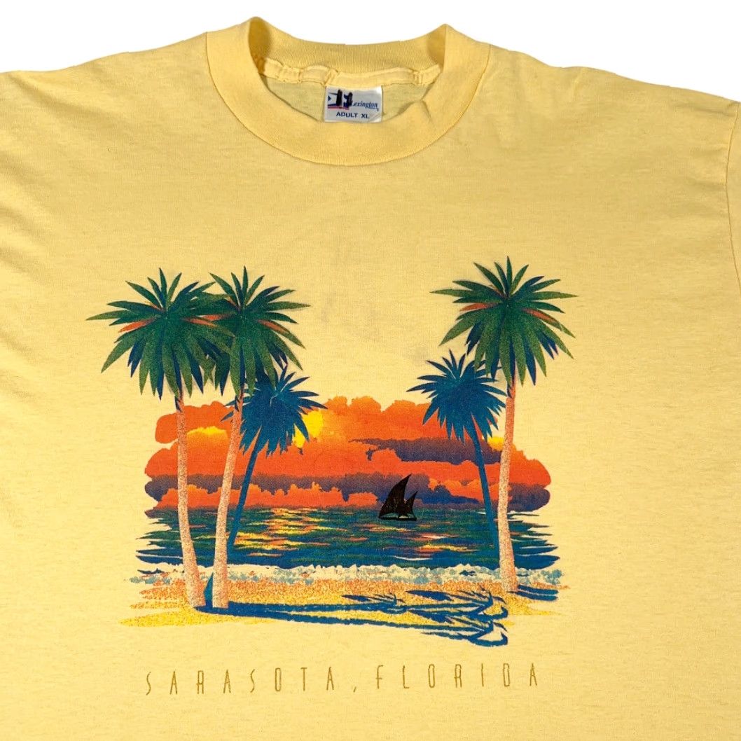 Vintage VINTAGE Florida Shirt Lexington Men T-Shirt XL Yellow 90s Sarasota Beach Sunset Ocean Crew Neck Short Sleeve Cotton Blend Size US XL / EU 56 / 4 - 2 Thumbnail