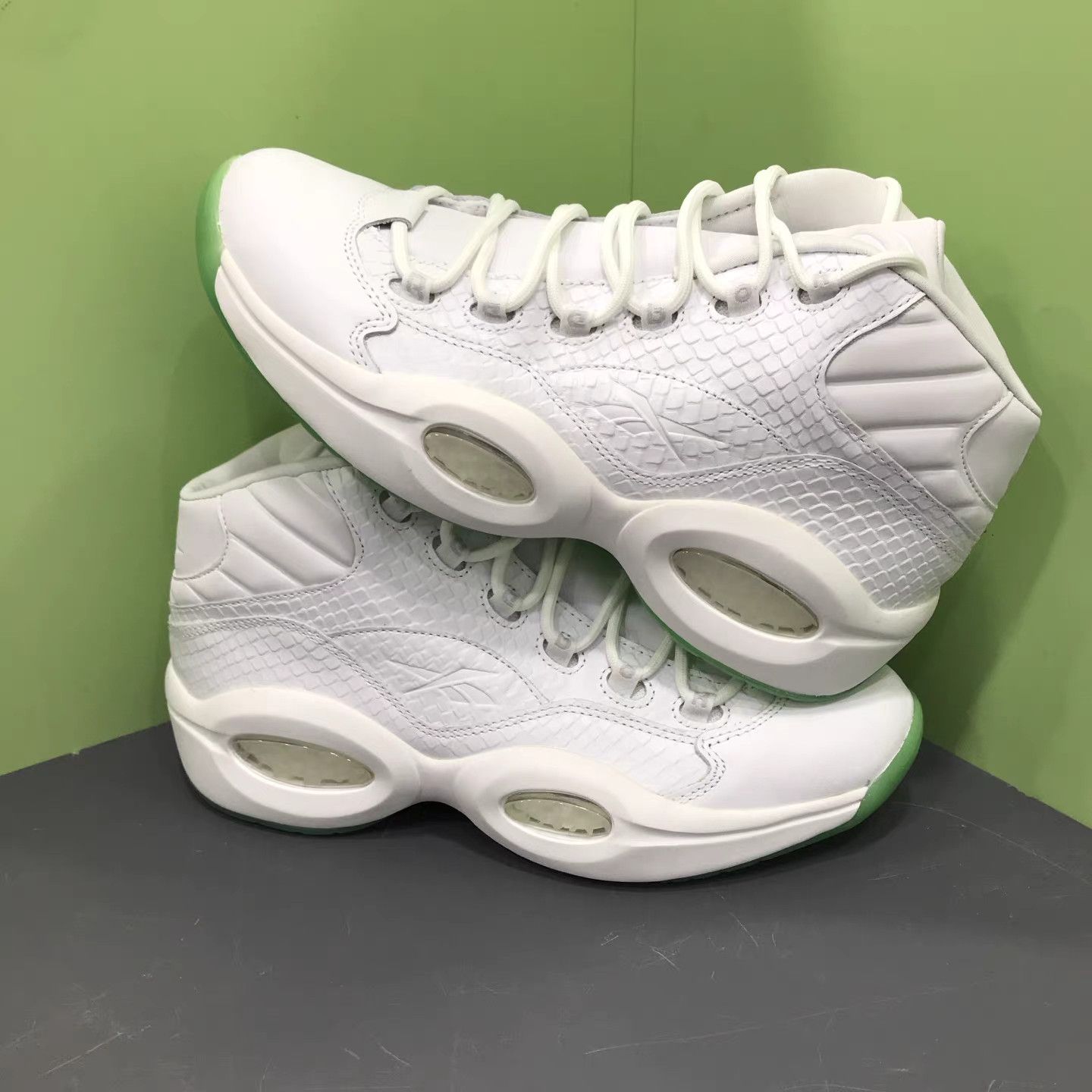 Reebok Reebok Question Basketball Shoes K15 Size US 9.5 / EU 42-43 - 4 Thumbnail