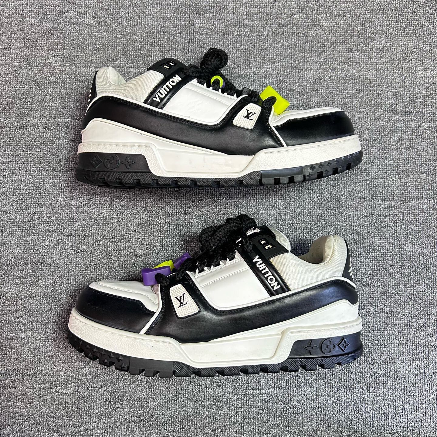 Louis Vuitton louis vuitton lv trainer maxi black white Size US 9 / EU 42 - 2 Thumbnail