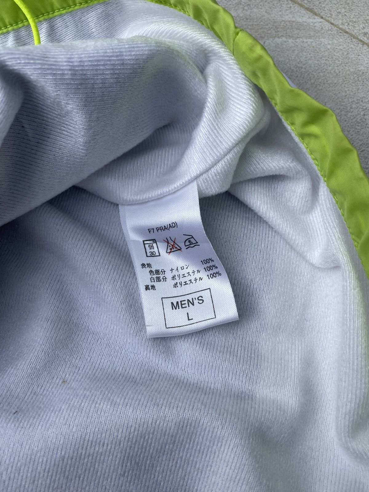 Nike × Vintage 90’s NIKE COURT RARE SWOOSH LOGO RETRO OVERSIZED JACKET Size US L / EU 52-54 / 3 - 9 Thumbnail
