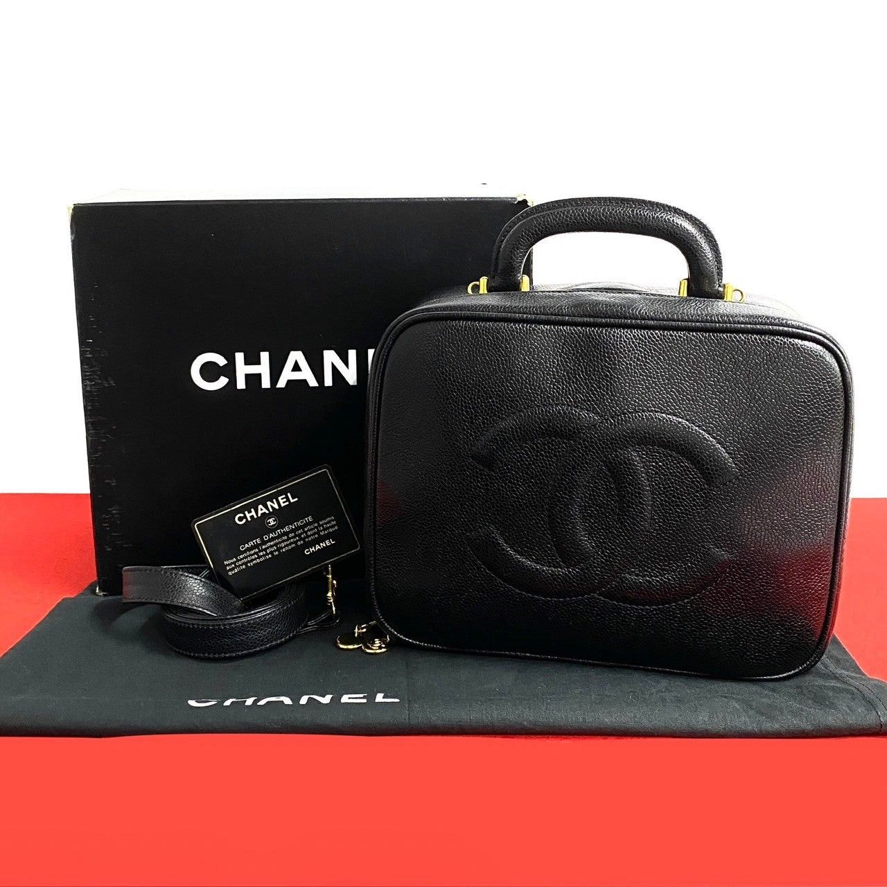 Chanel Chanel Shoulder Bag Black Leather Size ONE SIZE - 1 Thumbnail