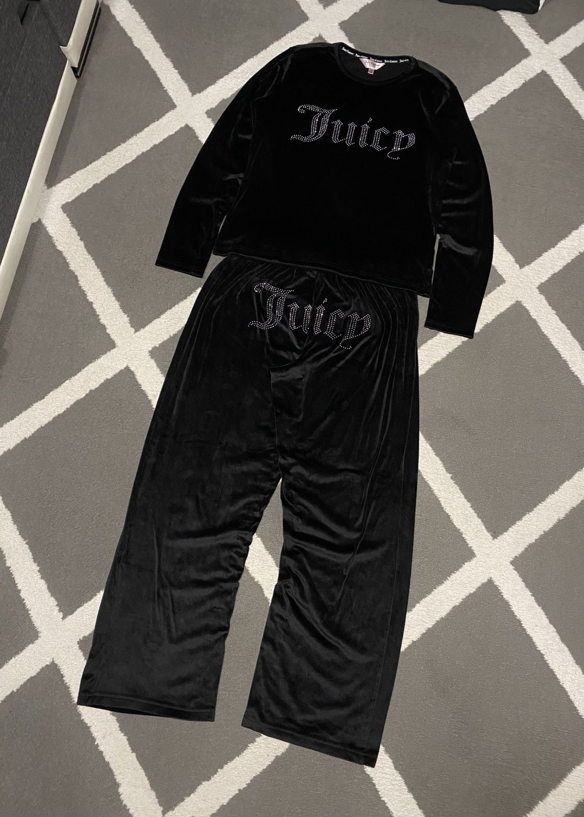 Juicy Couture Juicy Couture Pyjamas Set Loose Fit Sweatpants + Longsleeve Size M / US 6-8 / IT 42-44 - 1 Thumbnail