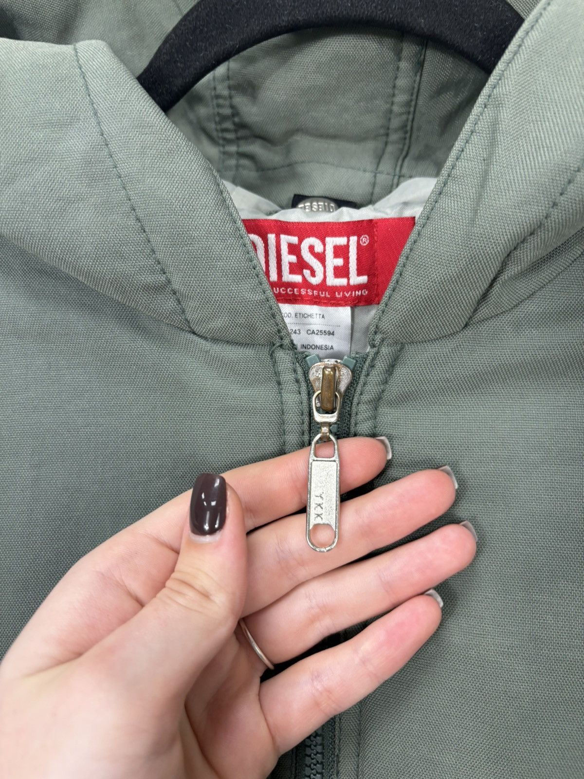 Diesel Vintage Diesel Women’s Y2K Hype Hooded Avant Garde Jacket Size L / US 10 / IT 46 - 10 Thumbnail
