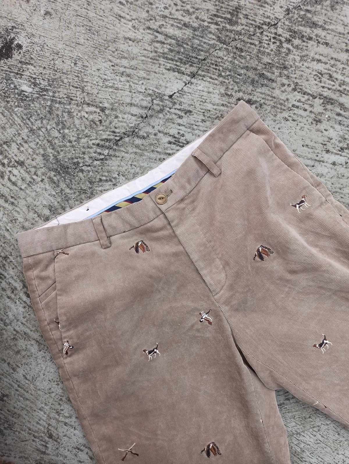 Japanese Brand Olzen corduroy with animal tile Size 24" / US 00 / IT 34 - 1 Thumbnail