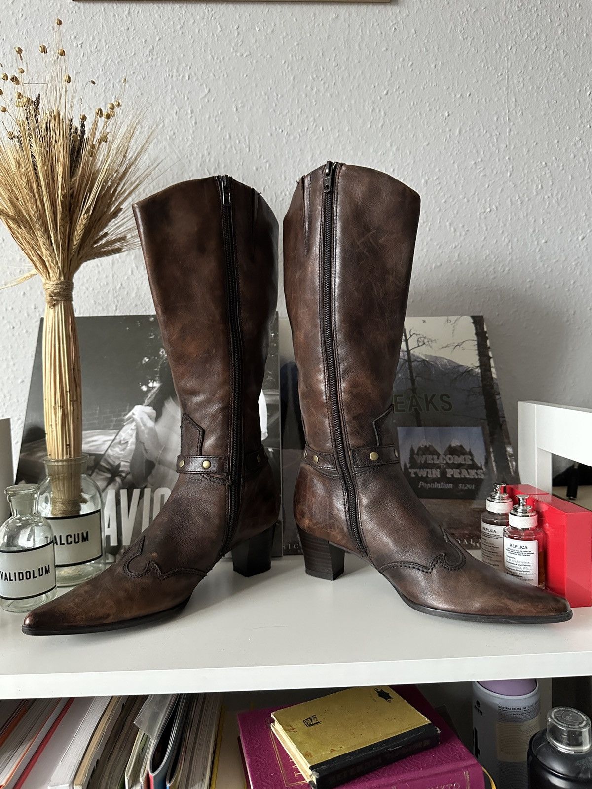Other Old Leather Cowboy Vintage Pointed Toe Heels Moto Boots Size US 7 / IT 37 - 7 Thumbnail