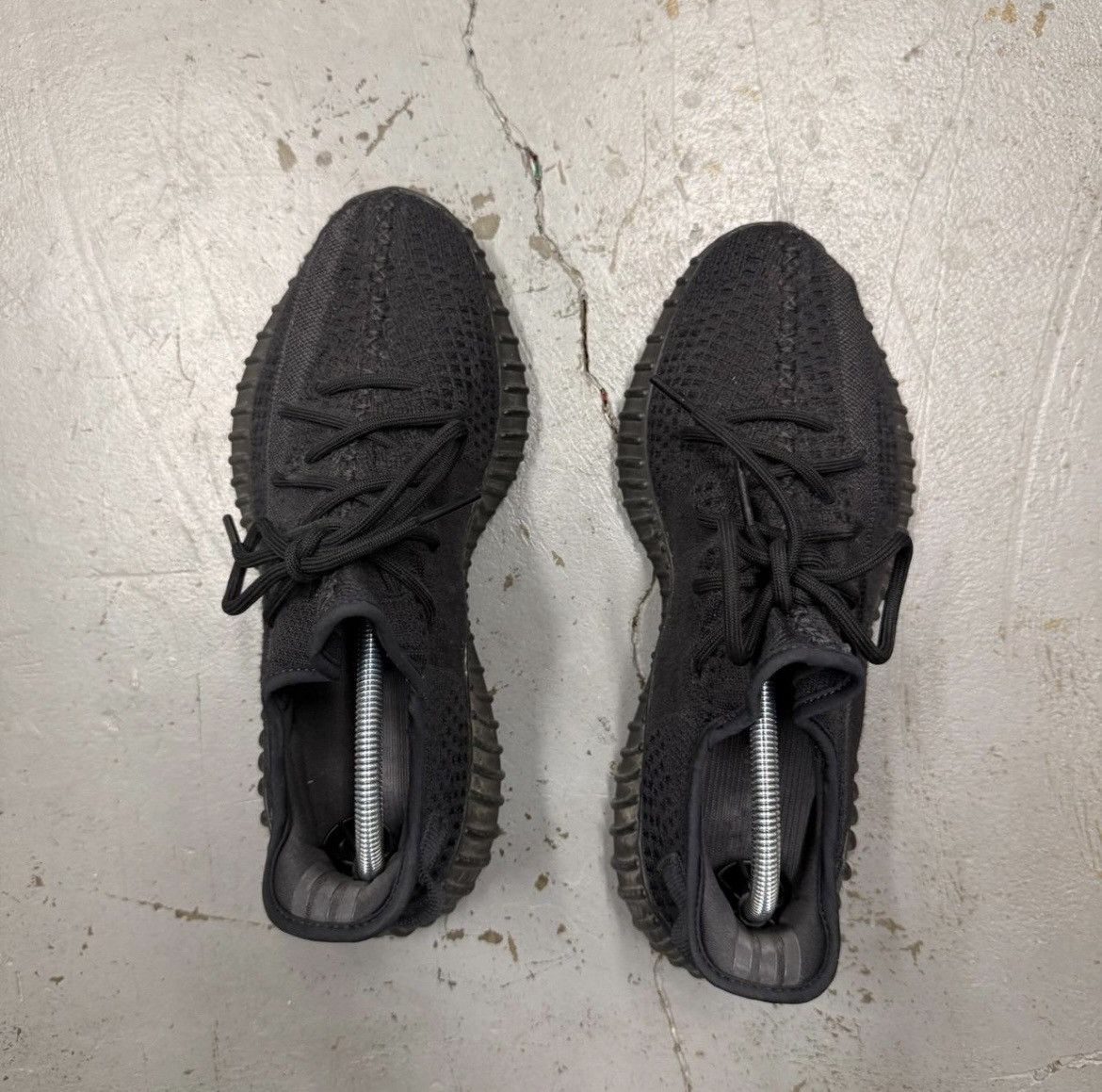Yeezy Adidas Yeezy Boost 350 V2 Onyx / HQ4540 Black Sneakers Size US 9.5 / EU 42-43 - 3 Thumbnail