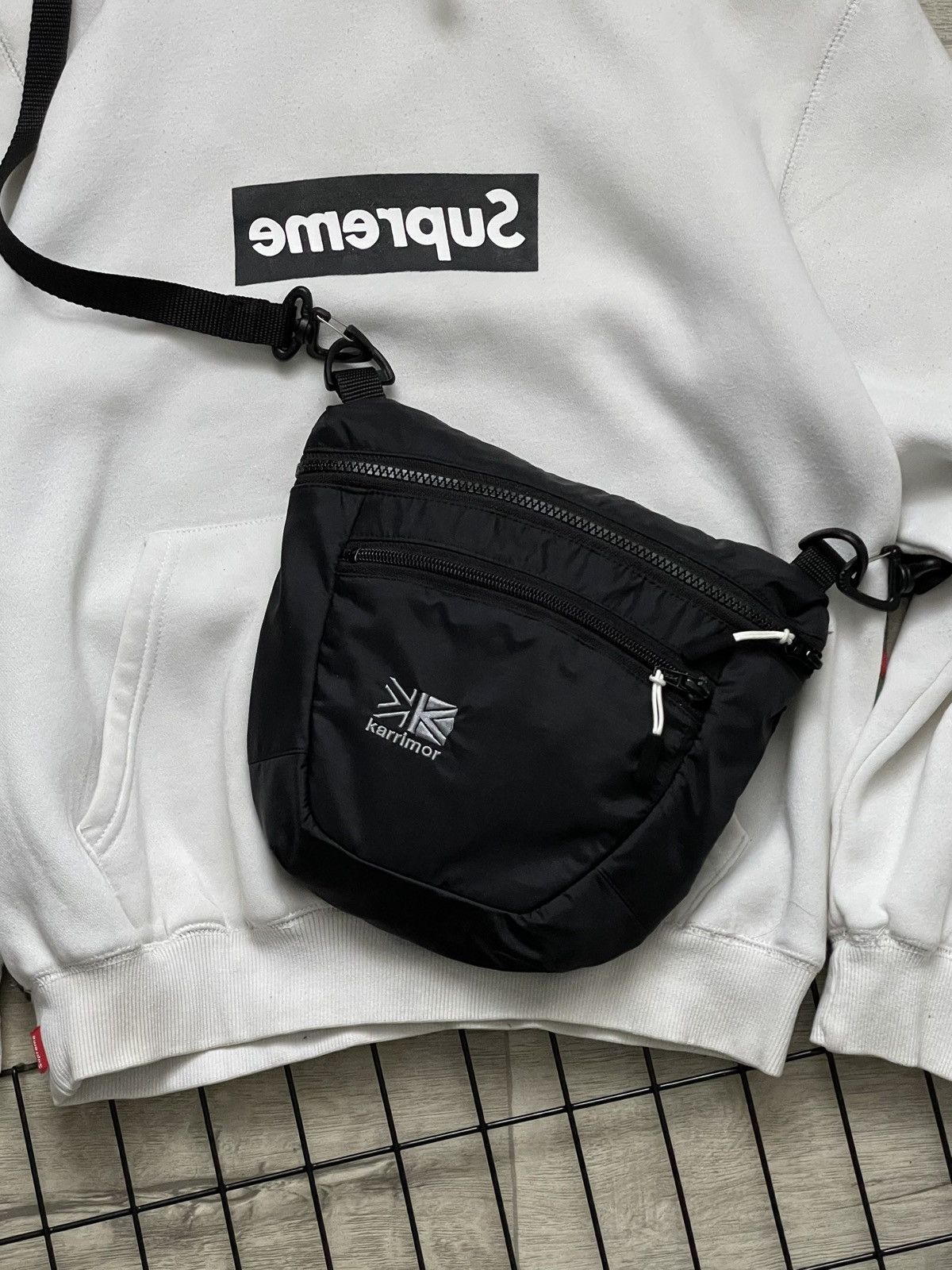 Jack Wolfskin Jack Wolfskin Crossbody Bag (Custom / Reworked) Size ONE SIZE - 7 Thumbnail