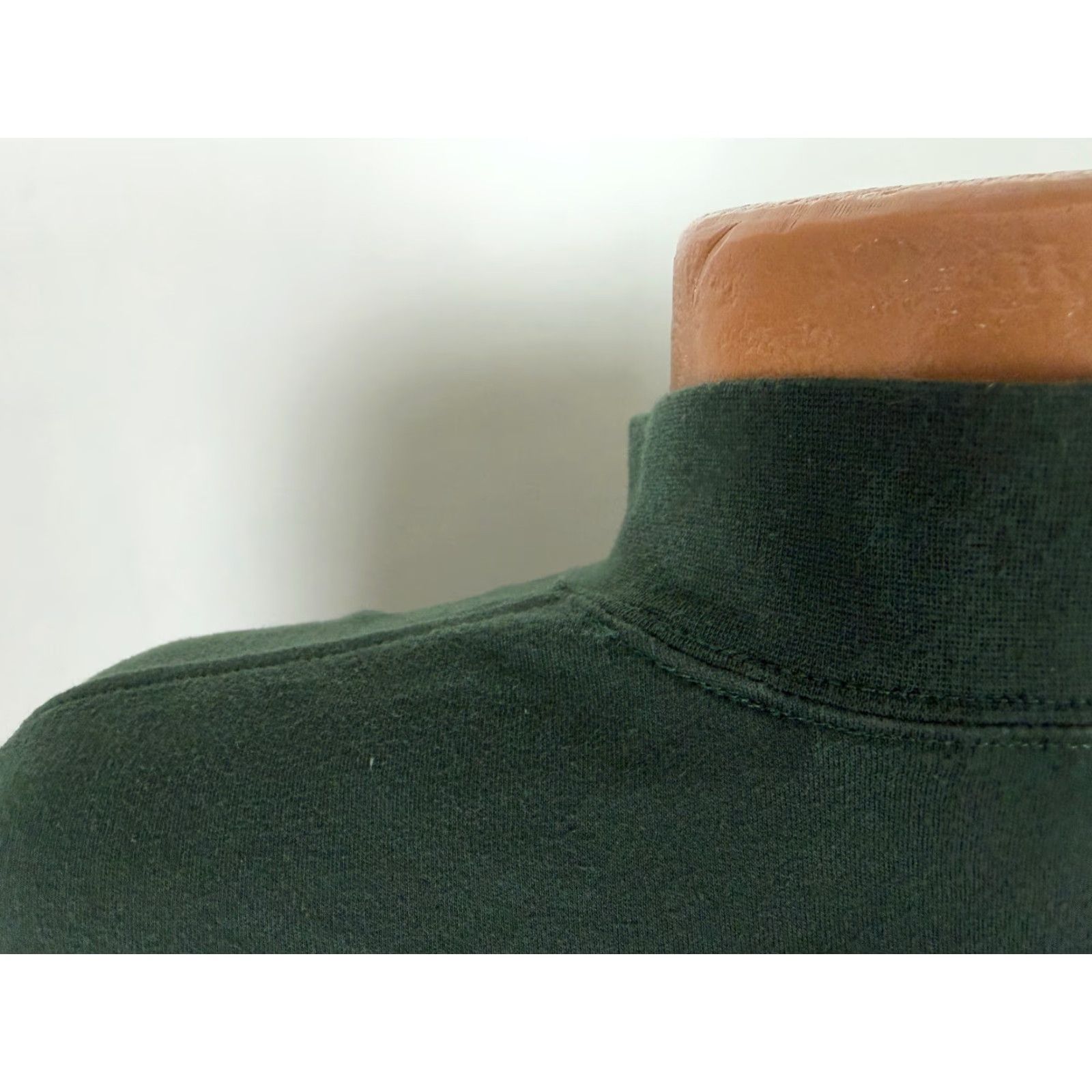 Van Heusen VINTAGE Van Heusen Shirt Men XL Forest Green Mock Neck Long Sleeve Stretch Minimal Blank Mens Size US XL / EU 56 / 4 - 6 Thumbnail