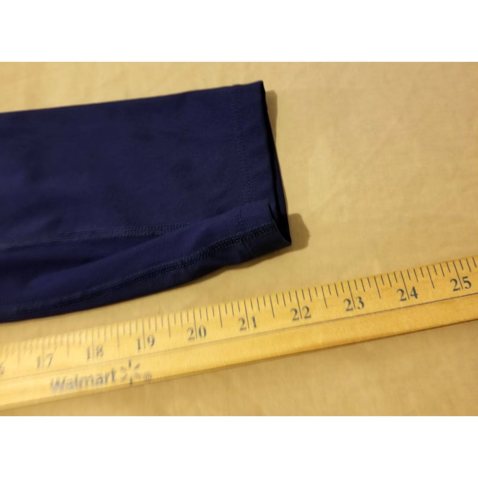 Nike Womens Nike Pants M Medium Navy Blue Capri Athletic Gym Workout Nike Pants Womens M Blue Capri Athletic Workout Size 32" / US 10 / IT 46 - 8 Thumbnail
