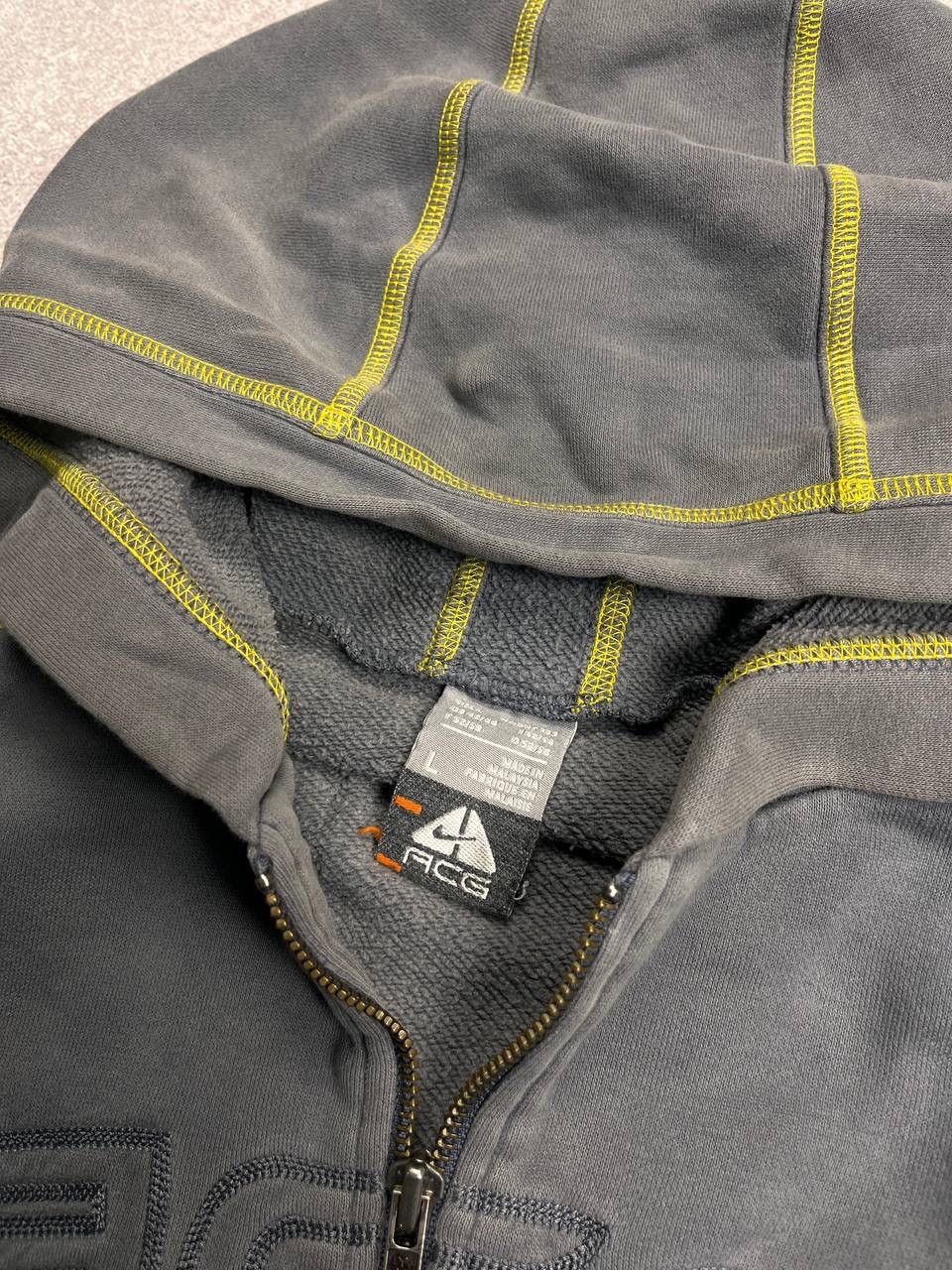 Nike Vintage 90's Nike ACG Boxy Zip Archival Hoodie L Size US L / EU 52-54 / 3 - 7 Thumbnail