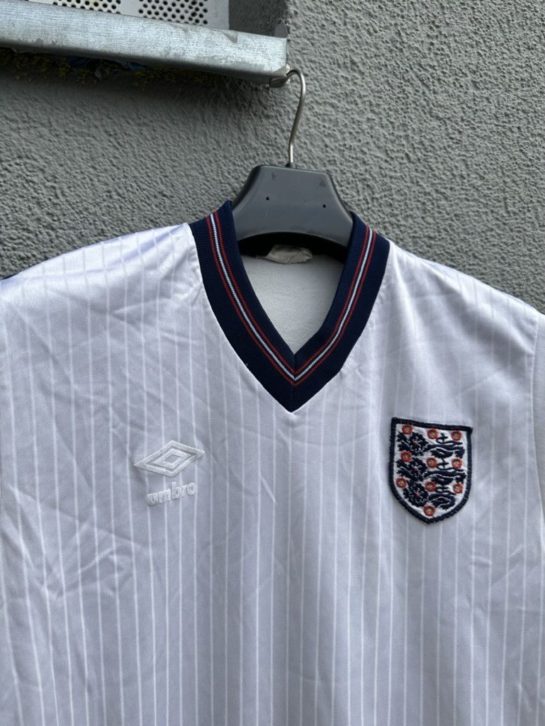 Umbro × Vintage Vintage England 1984-1987 Home Umbro Soccer Football Jersey Size US S / EU 44-46 / 1 - 2 Thumbnail