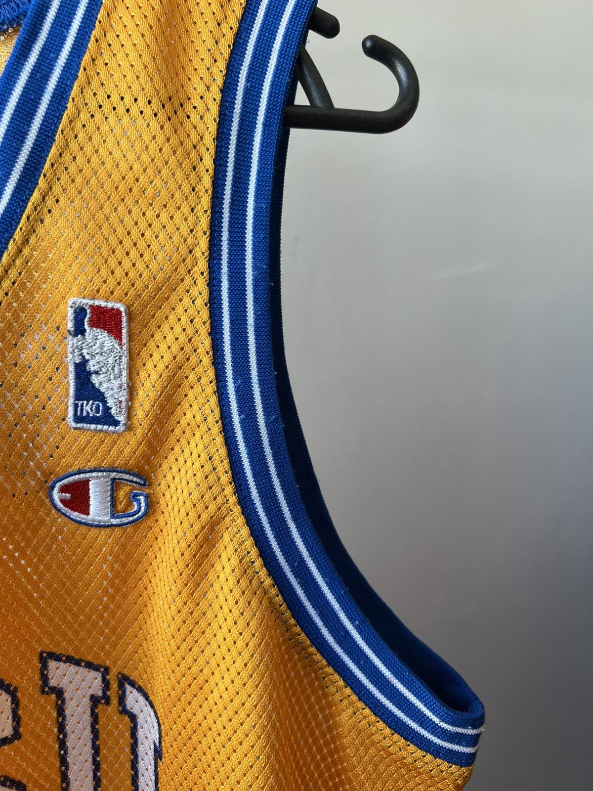 Evisu RARE VINTAGE EVISU X CHAMPION GENES NBA BASKETBALL JERSEY Size US L / EU 52-54 / 3 - 8 Thumbnail