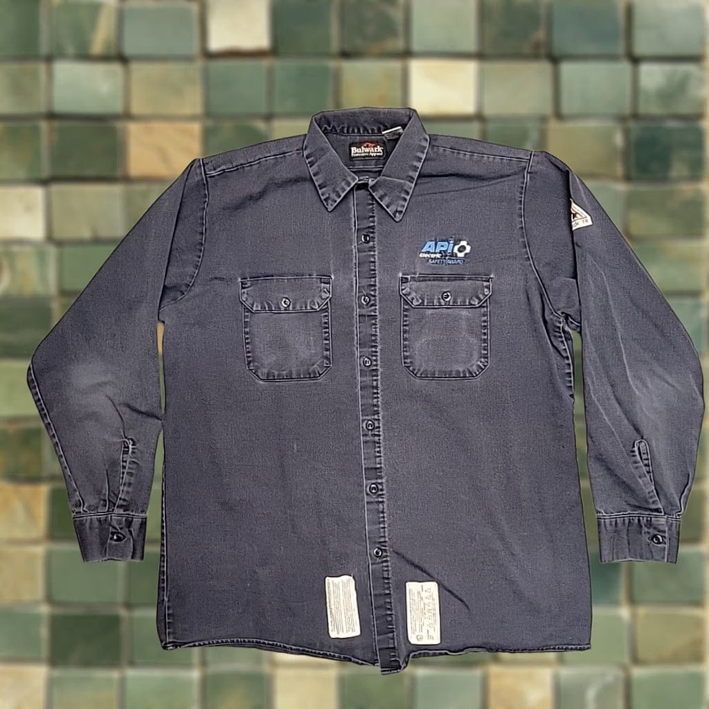 Vintage VINTAGE Bulwark FR Shirt Mens L Navy Blue Flame Resistant Long Sleeve Workwear Size US L / EU 52-54 / 3 - 1 Thumbnail