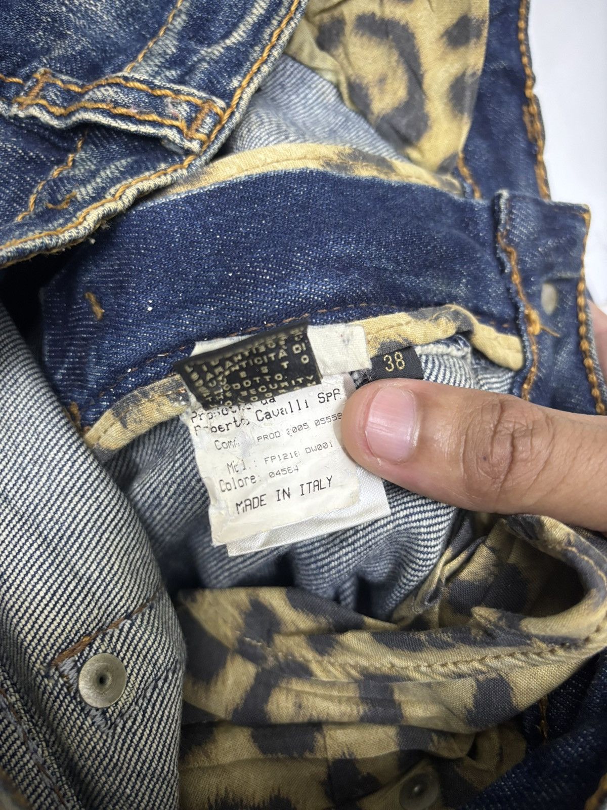 Just Cavalli × Roberto Cavalli ROBERTO CAVALLI LEOPARD DISTRESSED FLARE JEANS Size 29" - 11 Thumbnail