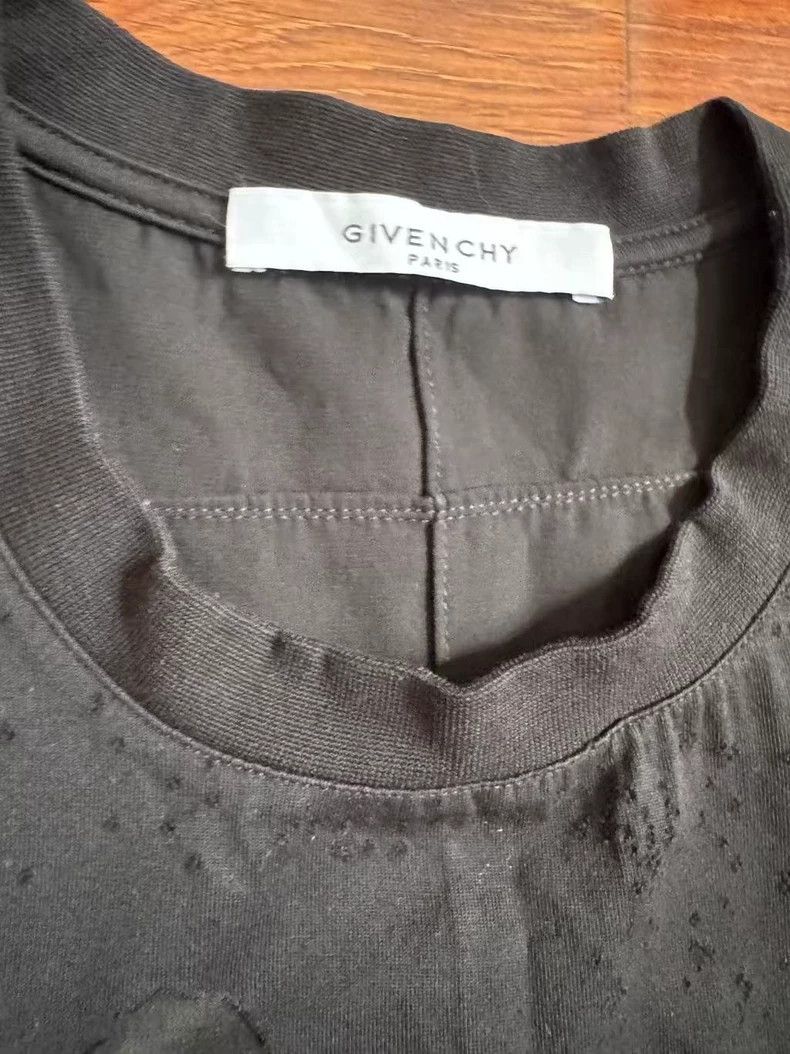 Givenchy Givenchy Ripped T-Shirt, XXS Size, Classic Black Size US XXS / EU 40 - 2 Thumbnail