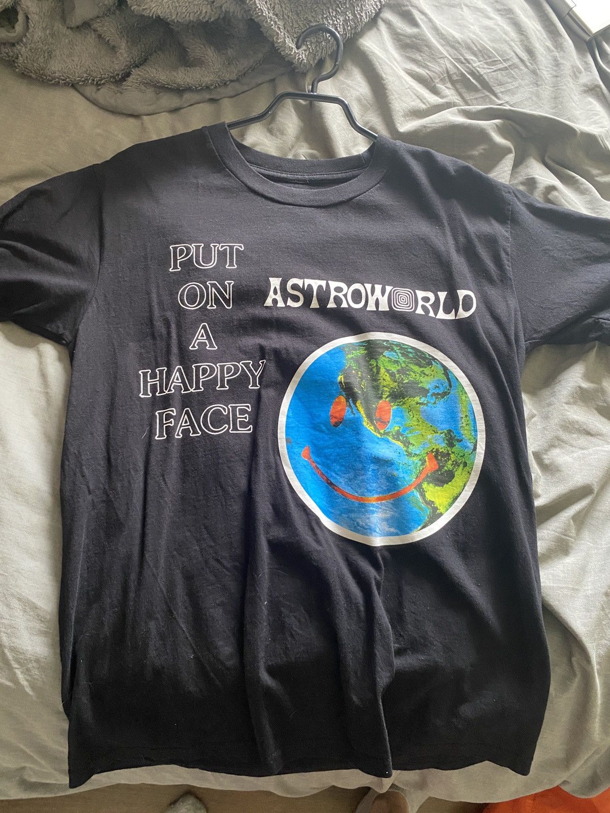 Travis Scott Travis scott put on a happy face tee Size US M / EU 48-50 / 2 - 6 Thumbnail