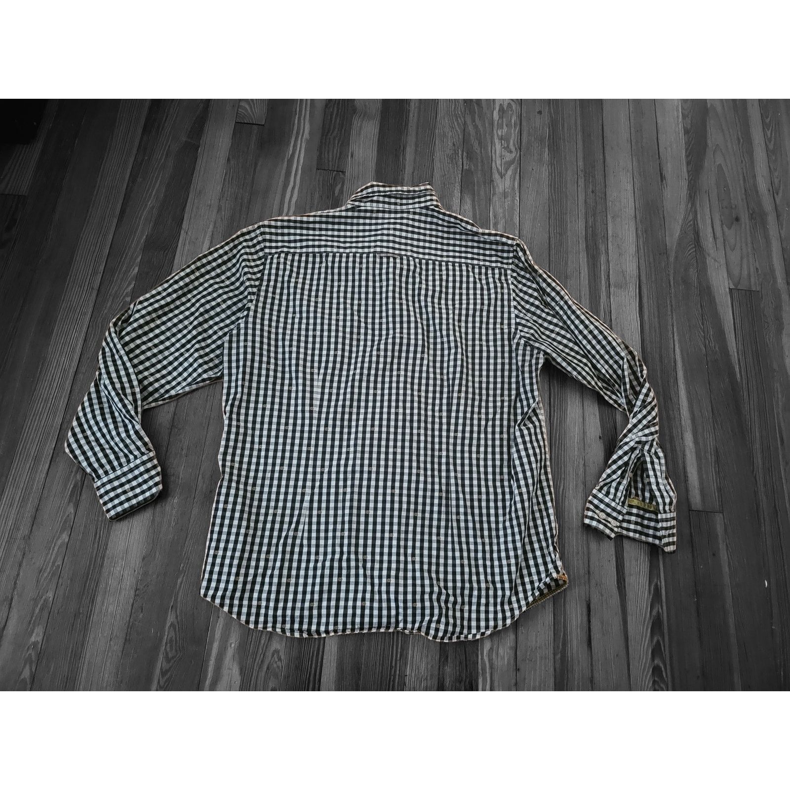 Robert Graham Robert Graham Checkered black shirt mens 2XL. Size US XXL / EU 58 / 5 - 2 Thumbnail