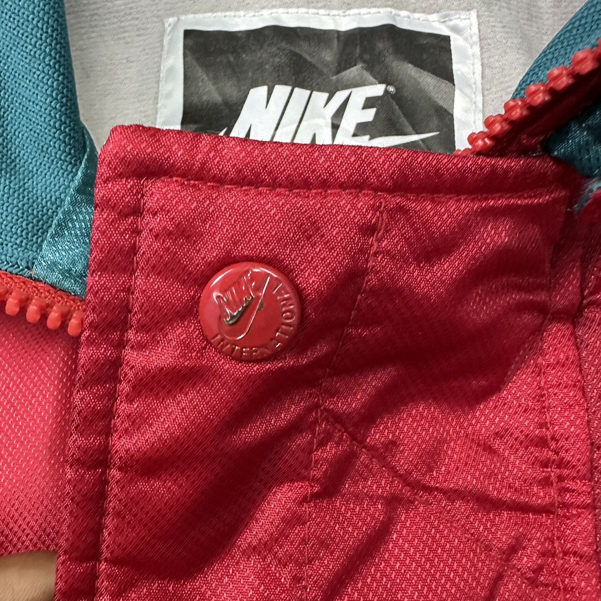 Nike Rare Nike International Wax Faded Vintage Jacket Z188 Size US M / EU 48-50 / 2 - 11 Thumbnail