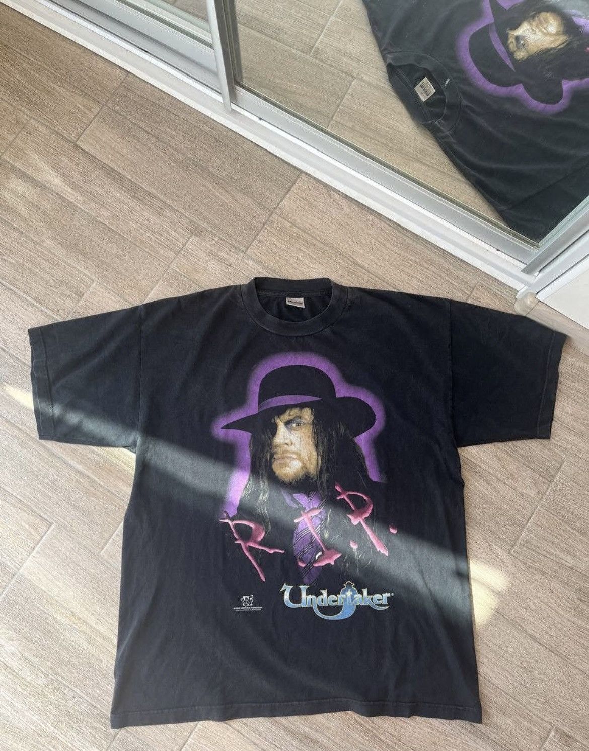 WWE × WWF Vintage WWF Undertaker T-Shirt 1999 – RIP Wrestling Tee Size US XL / EU 56 / 4 - 1 Thumbnail