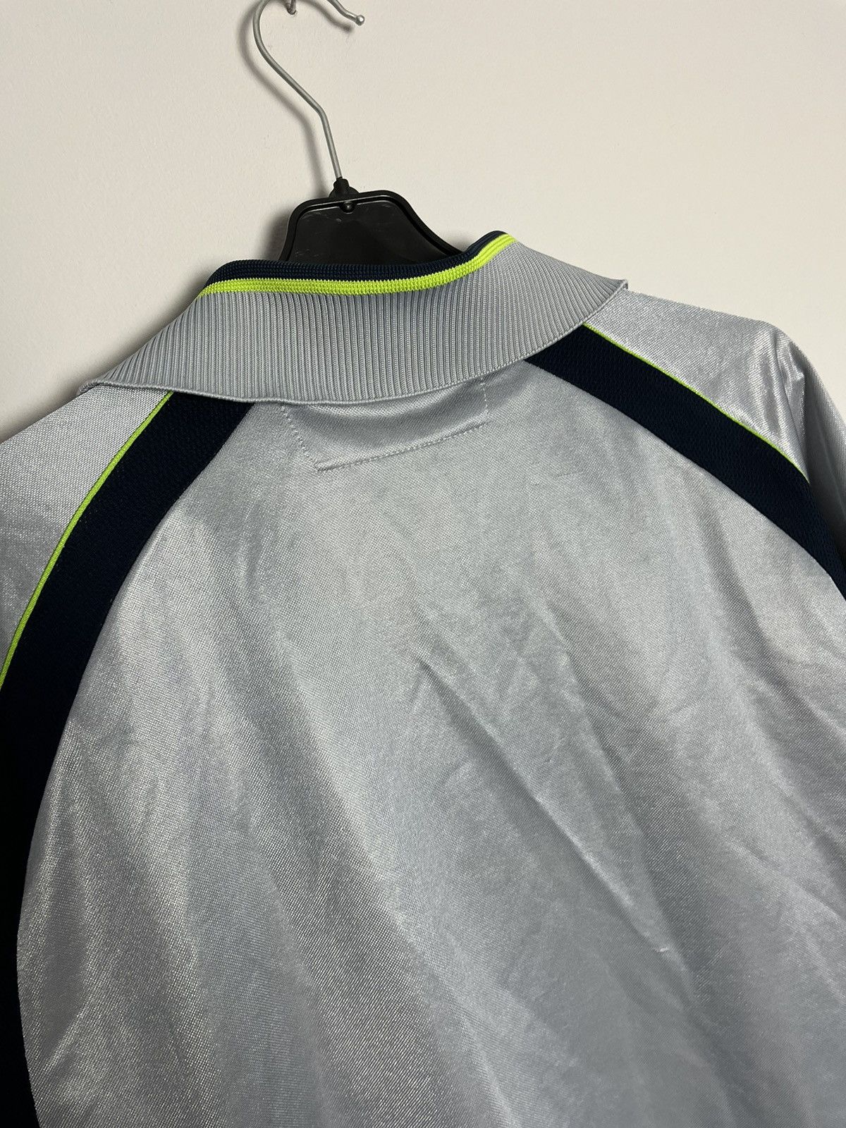 Diadora Vintage diadora Aston Villa soccer jersey tshirt tee Size US L / EU 52-54 / 3 - 9 Thumbnail
