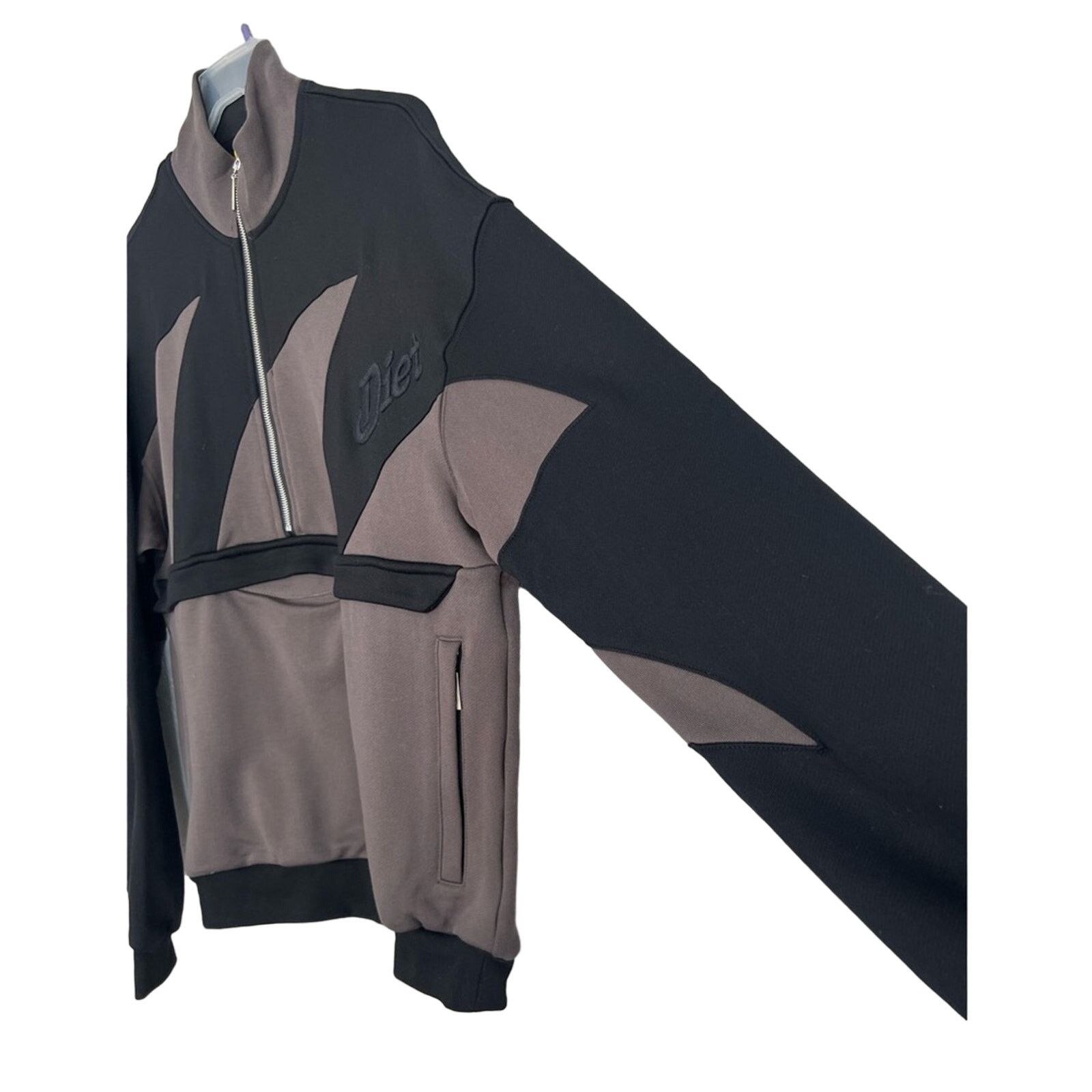 Diet Starts Monday DIET STARTS MONDAY SHARKTOOTH PULLOVER HALF ZIP HYPE NWOT Size US L / EU 52-54 / 3 - 4 Thumbnail