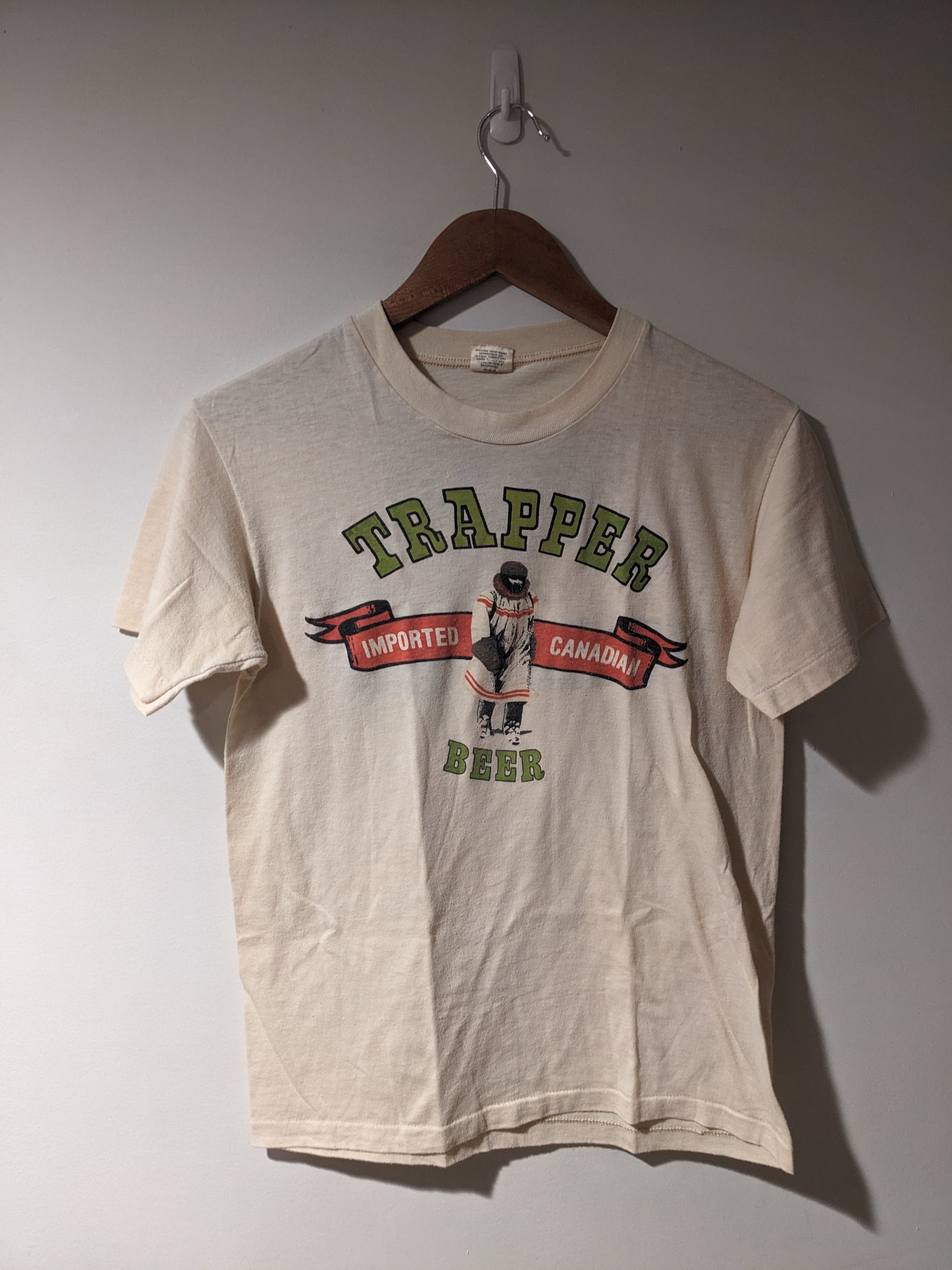 Vintage Vintage 80s Trapper Beer Imported Canadian Beige T-Shirt Size US M / EU 48-50 / 2 - 1 Thumbnail