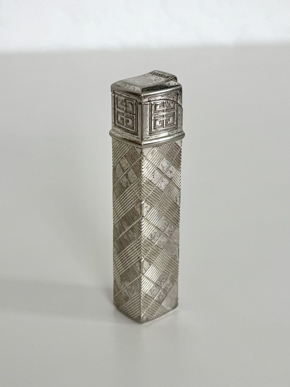Vintage ★0% TAX★ ELEGANCE BIG LOGO DIAMOND SILVER GIVENCHY LIGHTER Size ONE SIZE - 2 Thumbnail