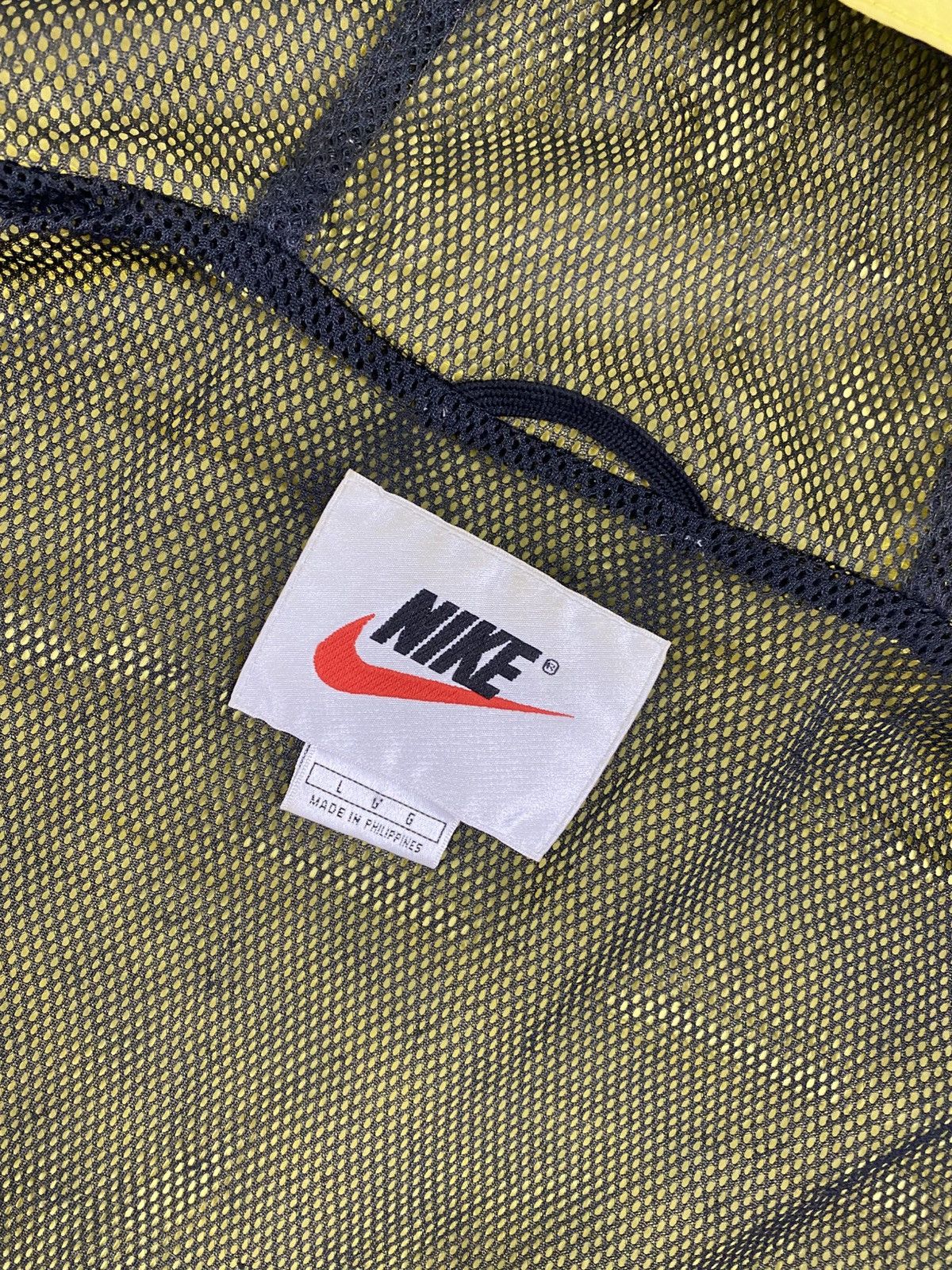 Nike Vintage 90’S Nike Yellow Fleece Lined Hooded Windbreaker Size US L / EU 52-54 / 3 - 9 Thumbnail