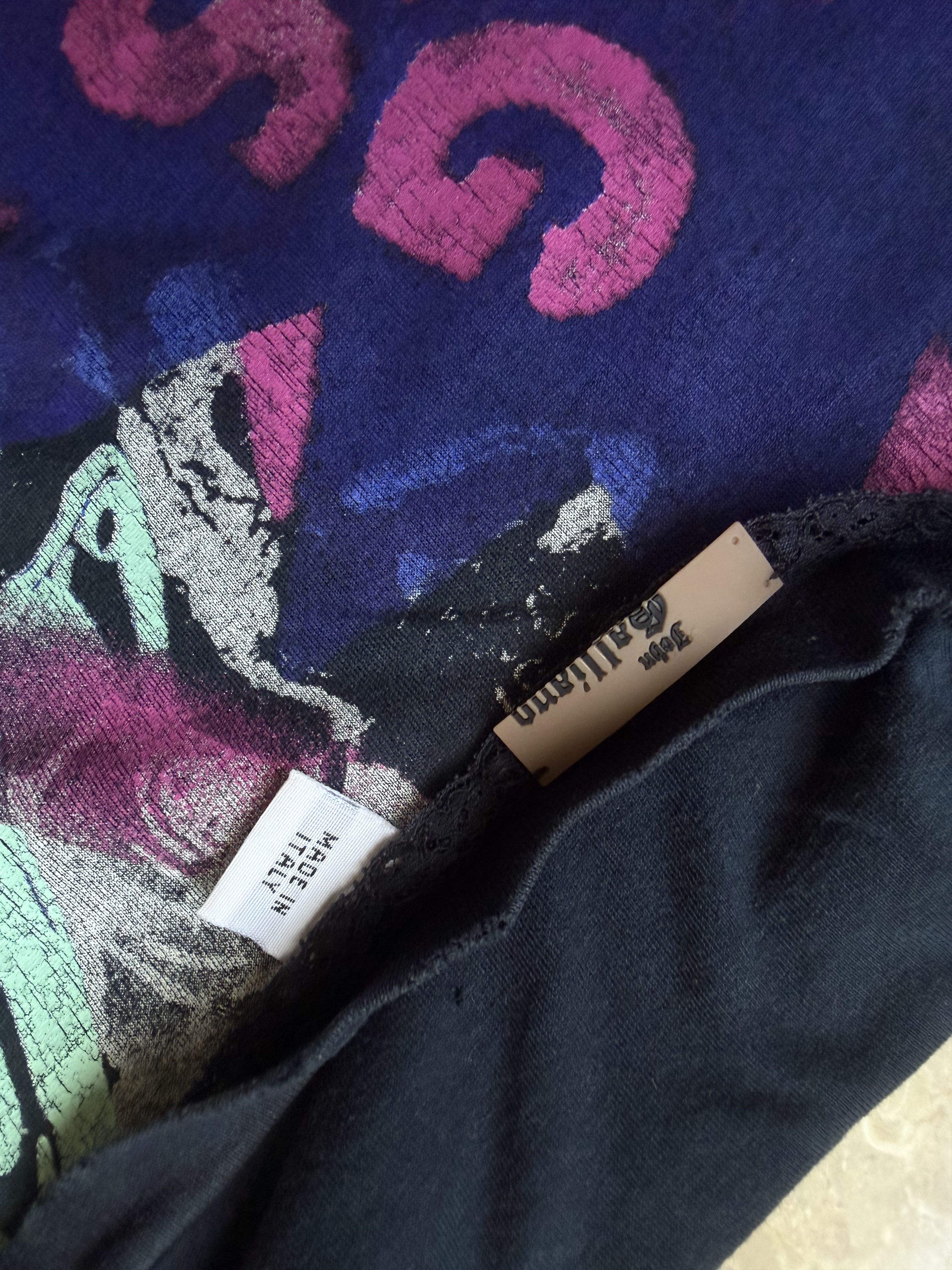 John Galliano John Galliano “Drag News” Distressed Tee Size S Size US S / EU 44-46 / 1 - 3 Thumbnail