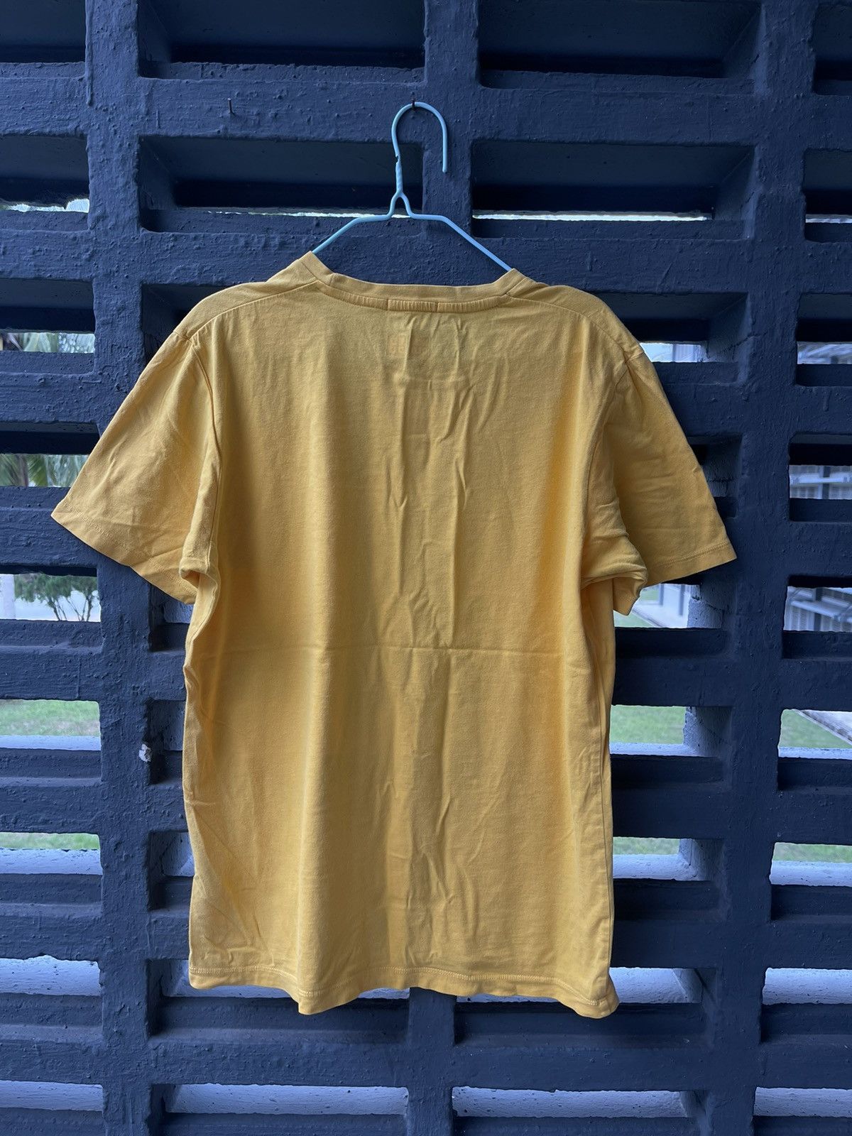 Uniqlo Uniqlo monster hunter t-shirt📸 Size US M / EU 48-50 / 2 - 2 Thumbnail