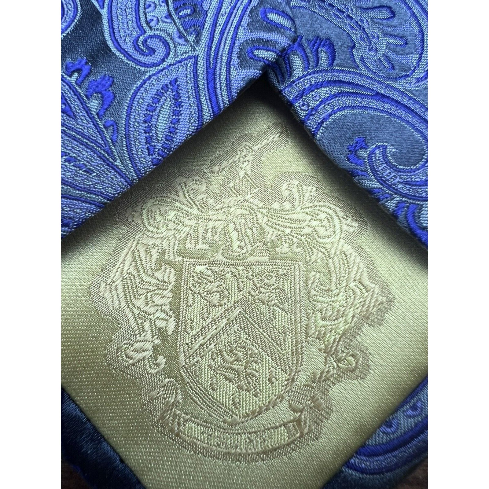 Donald Trump Donald Trump Tie Purple Silver Paisley Silk Signature Collec Size ONE SIZE - 6 Thumbnail