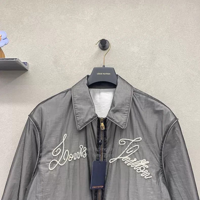 Louis Vuitton Louis Vuitton Embroidered monogram logo grey jacket Size US M / EU 48-50 / 2 - 4 Thumbnail