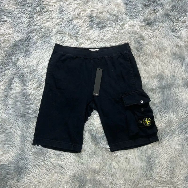Stone Island Stone Island Black Cotton Men's Shorts 0089 Size US 28 / EU 44 - 1 Thumbnail