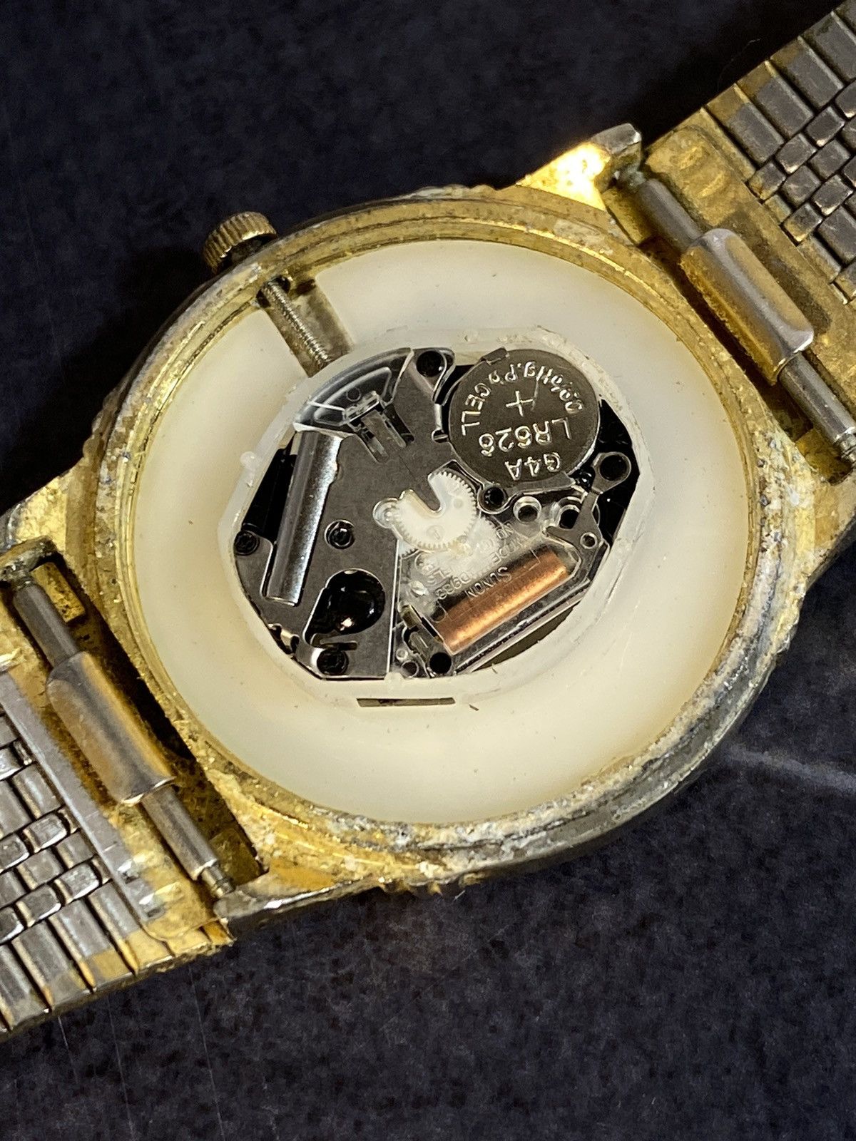 Japanese Brand × Vintage Elegant OMAX Watch with Gold Bracelet Japan Mov’t Size ONE SIZE - 11 Thumbnail