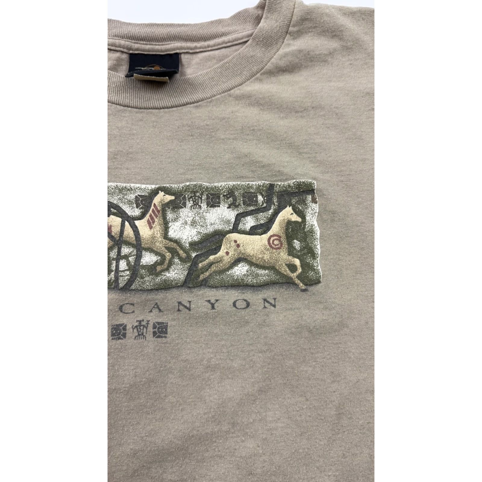 Vintage VINTAGE Prairie Mountain Zion Canyon Shirt Mens Large Beige Horse Tee Made USA Size US L / EU 52-54 / 3 - 4 Thumbnail