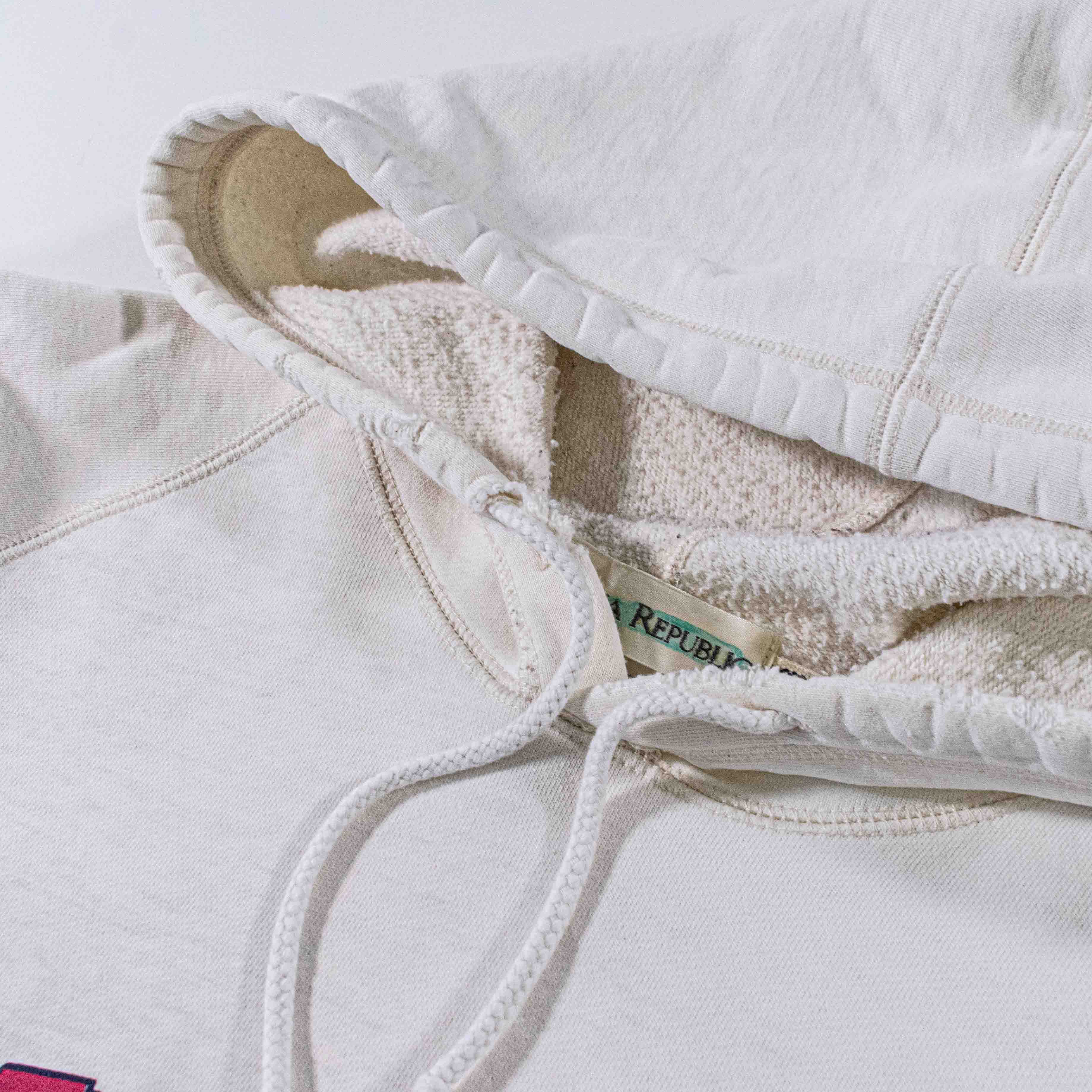 Banana Republic Vintage Banana Republic Authentic Classics Hoodie Sweatshirt Size US L / EU 52-54 / 3 - 10 Thumbnail