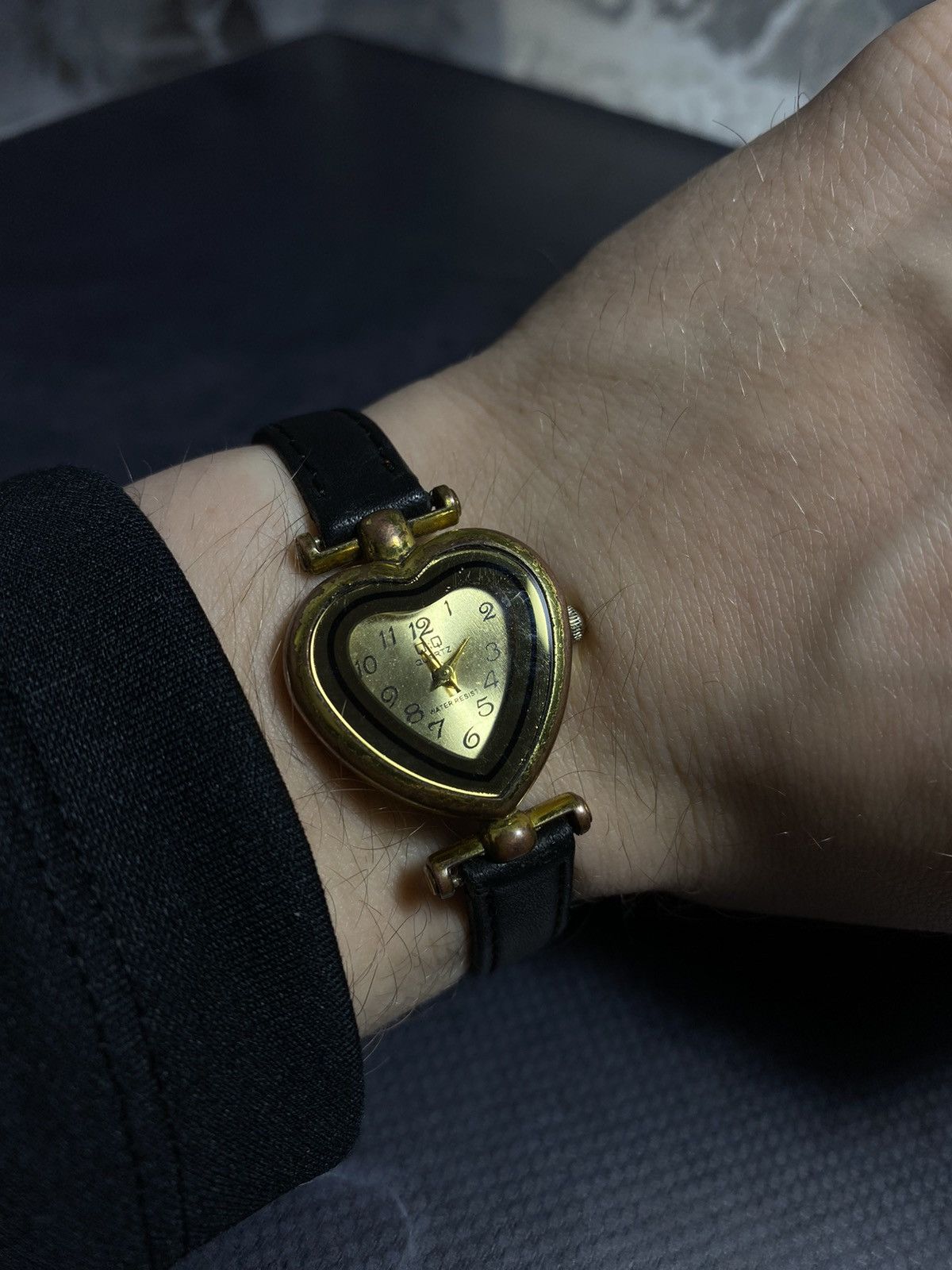 Vintage Heart-Shaped Vintage Watch Gold Black Design japanese brand Size ONE SIZE - 2 Thumbnail