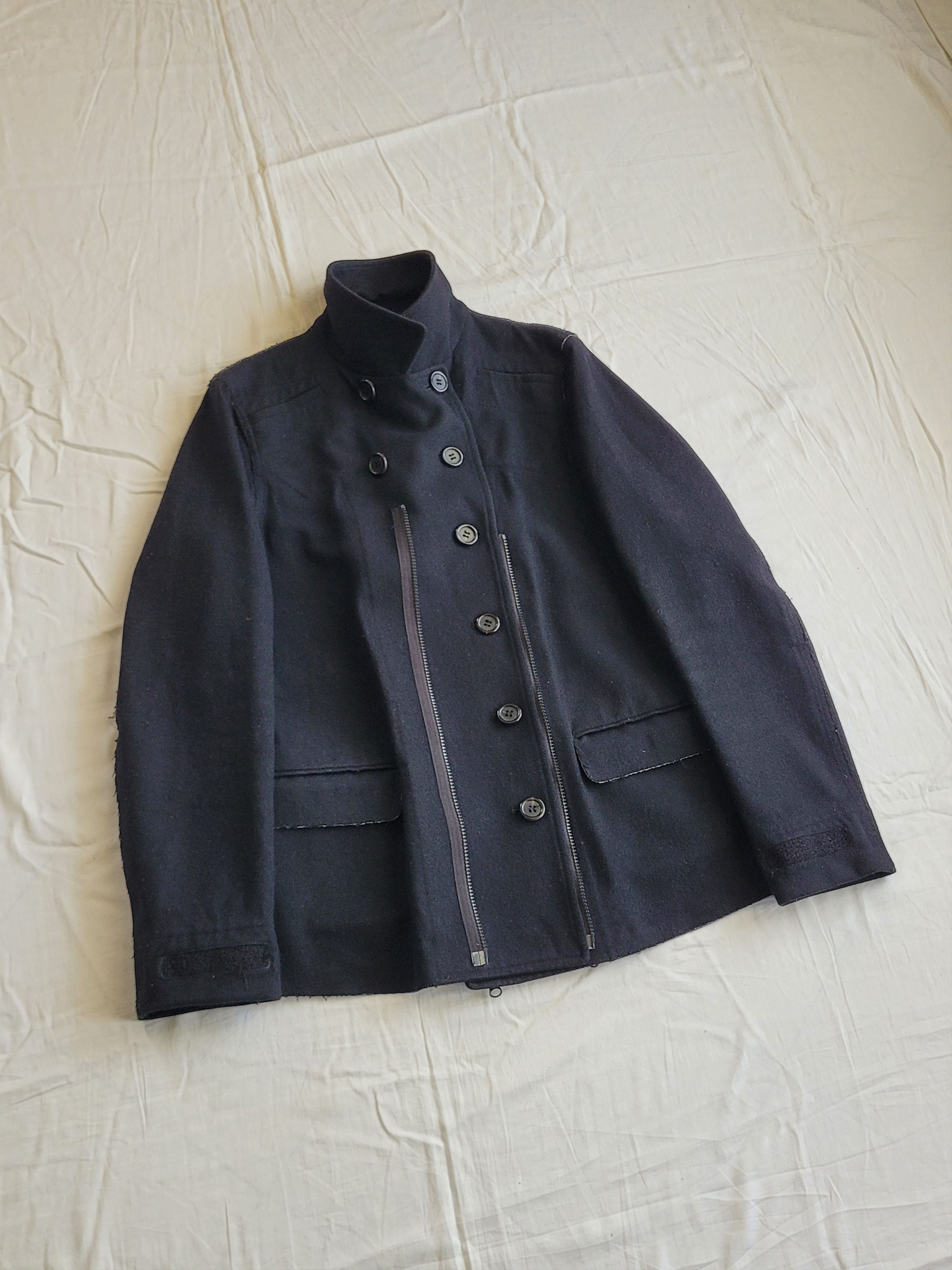 Undercover Undercover Fall 2007-2008 avantgarde zipped heat-sealed coat Size US M / EU 48-50 / 2 - 1 Thumbnail
